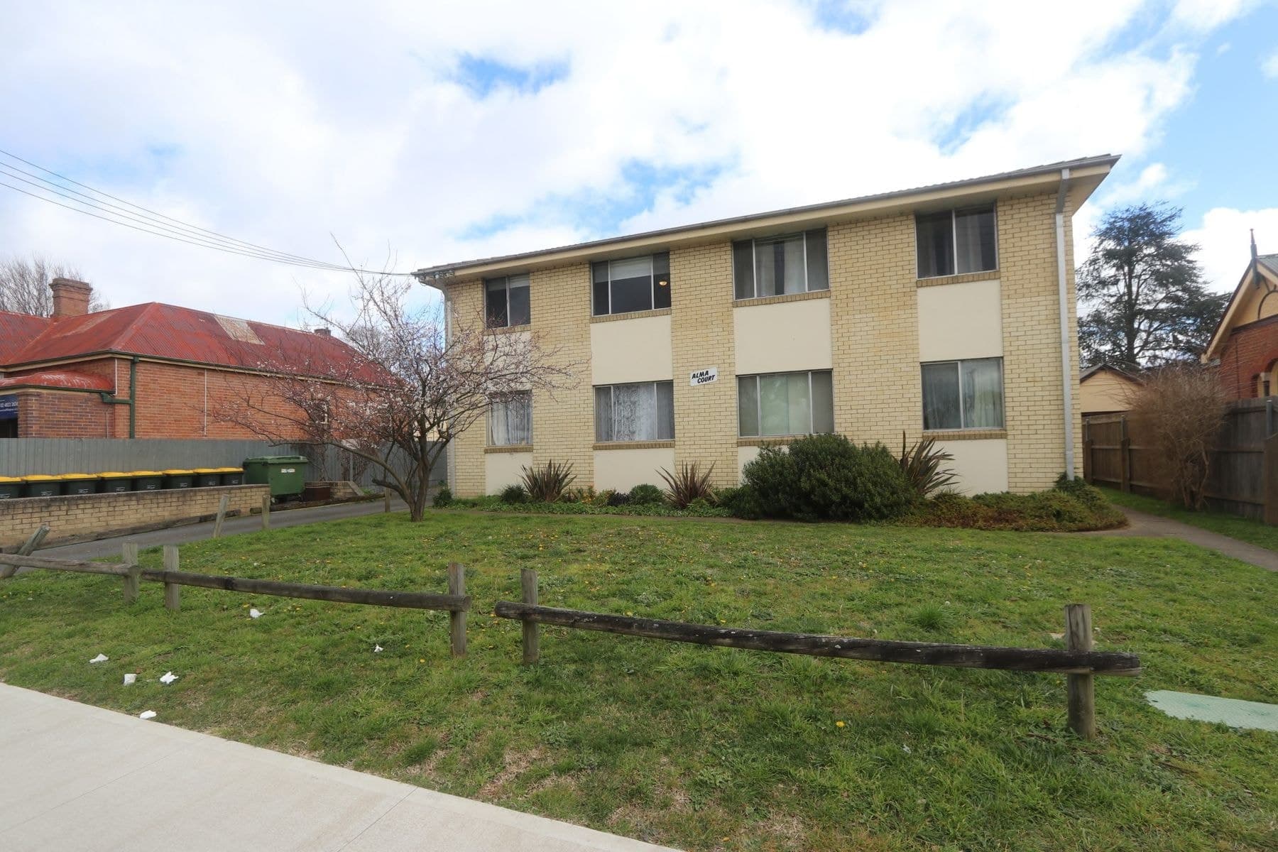 6/212 Cowper Street, Goulburn NSW 2580, Goulburn - Image 1