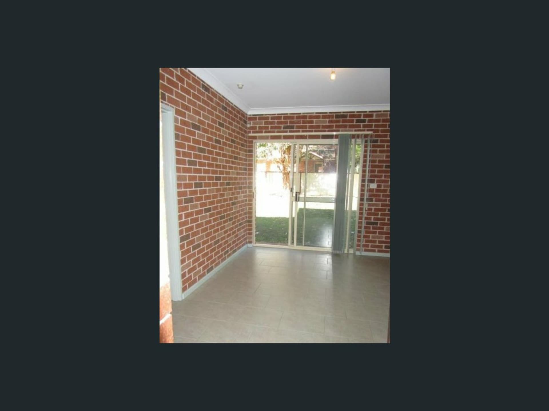 Rear 506 The Horsley Drive, Smithfield, Smithfield - Thumbnail 2