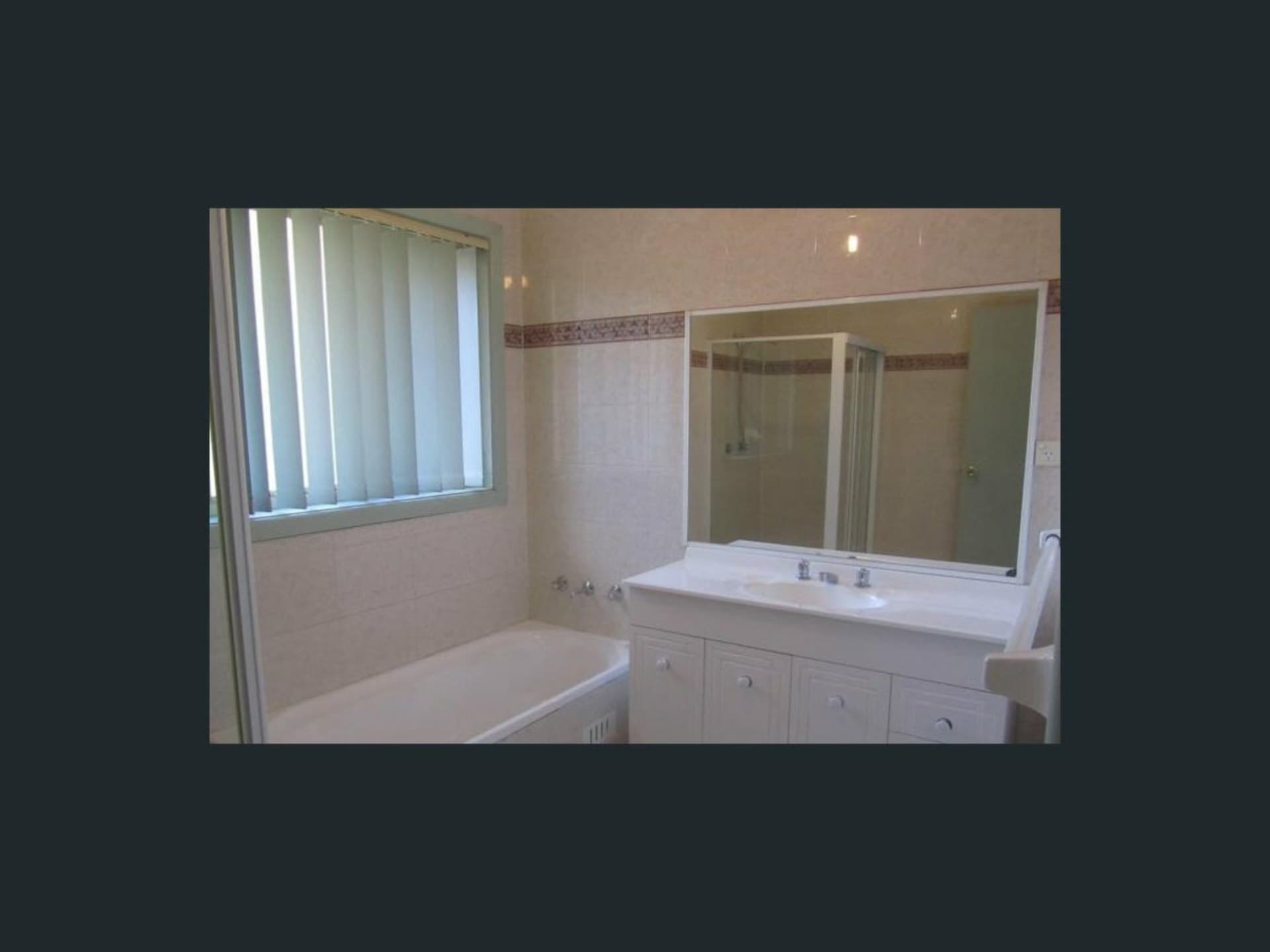 Rear 506 The Horsley Drive, Smithfield, Smithfield - Thumbnail 3