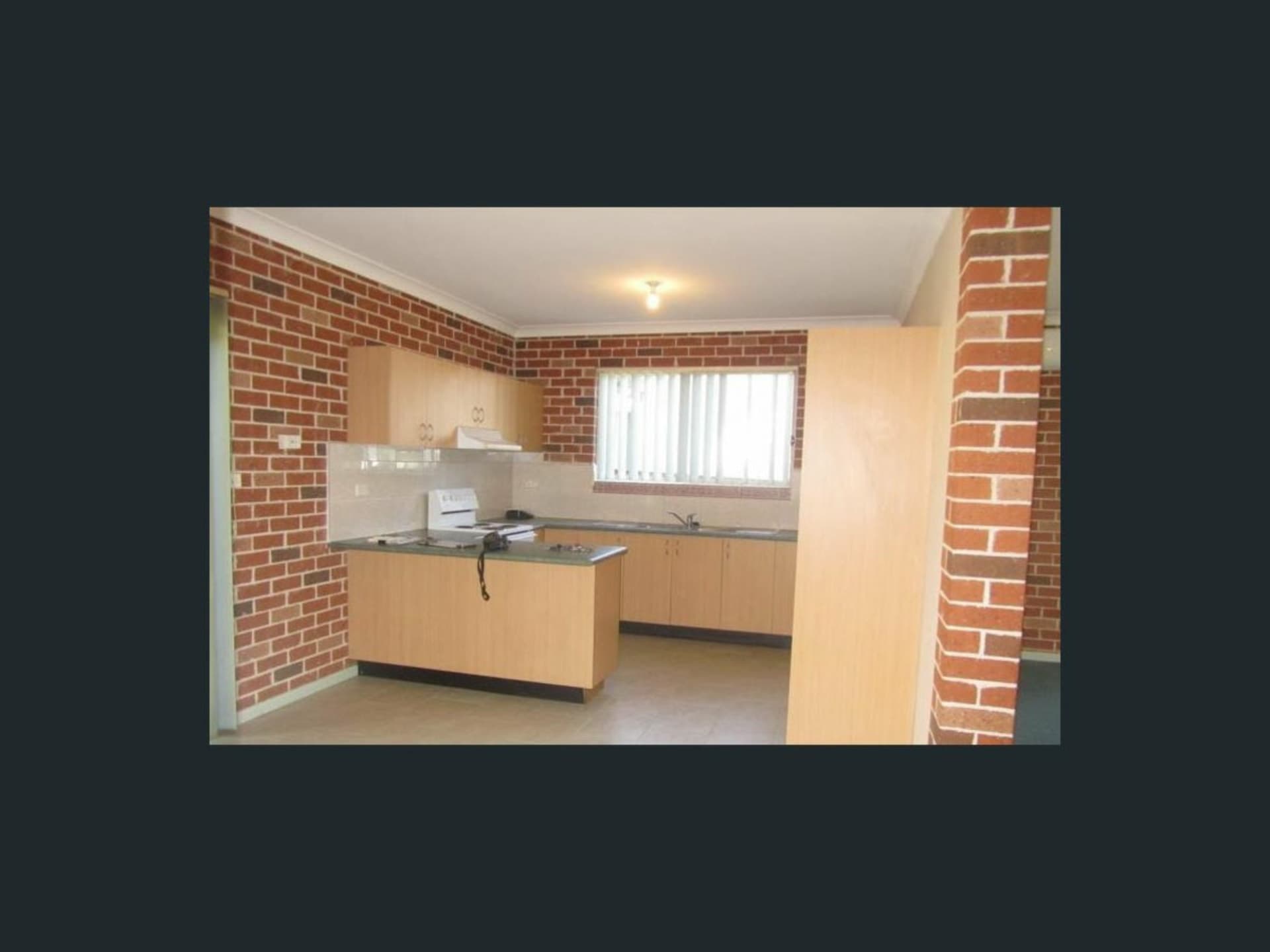 Rear 506 The Horsley Drive, Smithfield, Smithfield - Thumbnail 5