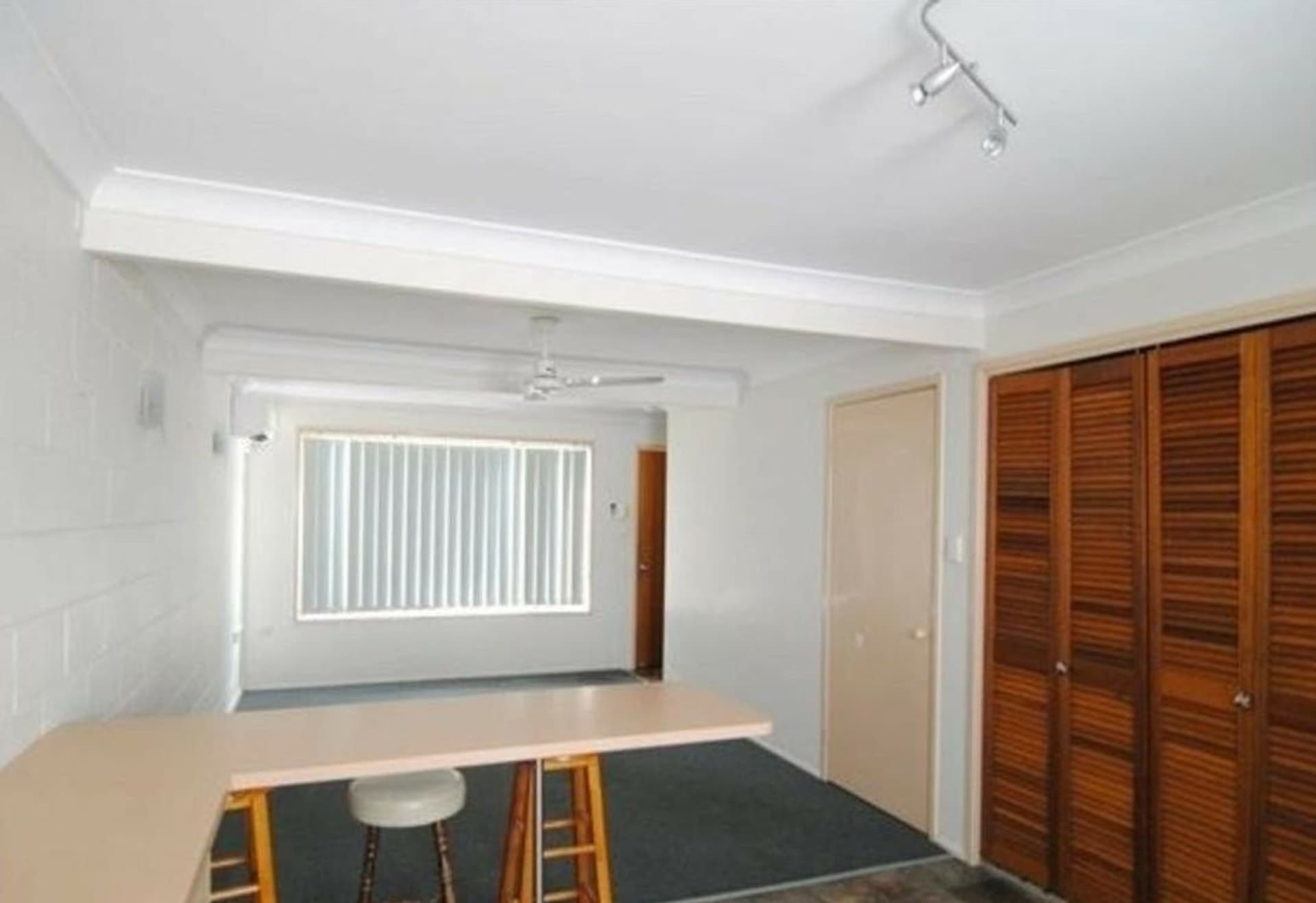 5/17 Roberts Street, South Gladstone, South Gladstone - Thumbnail 3