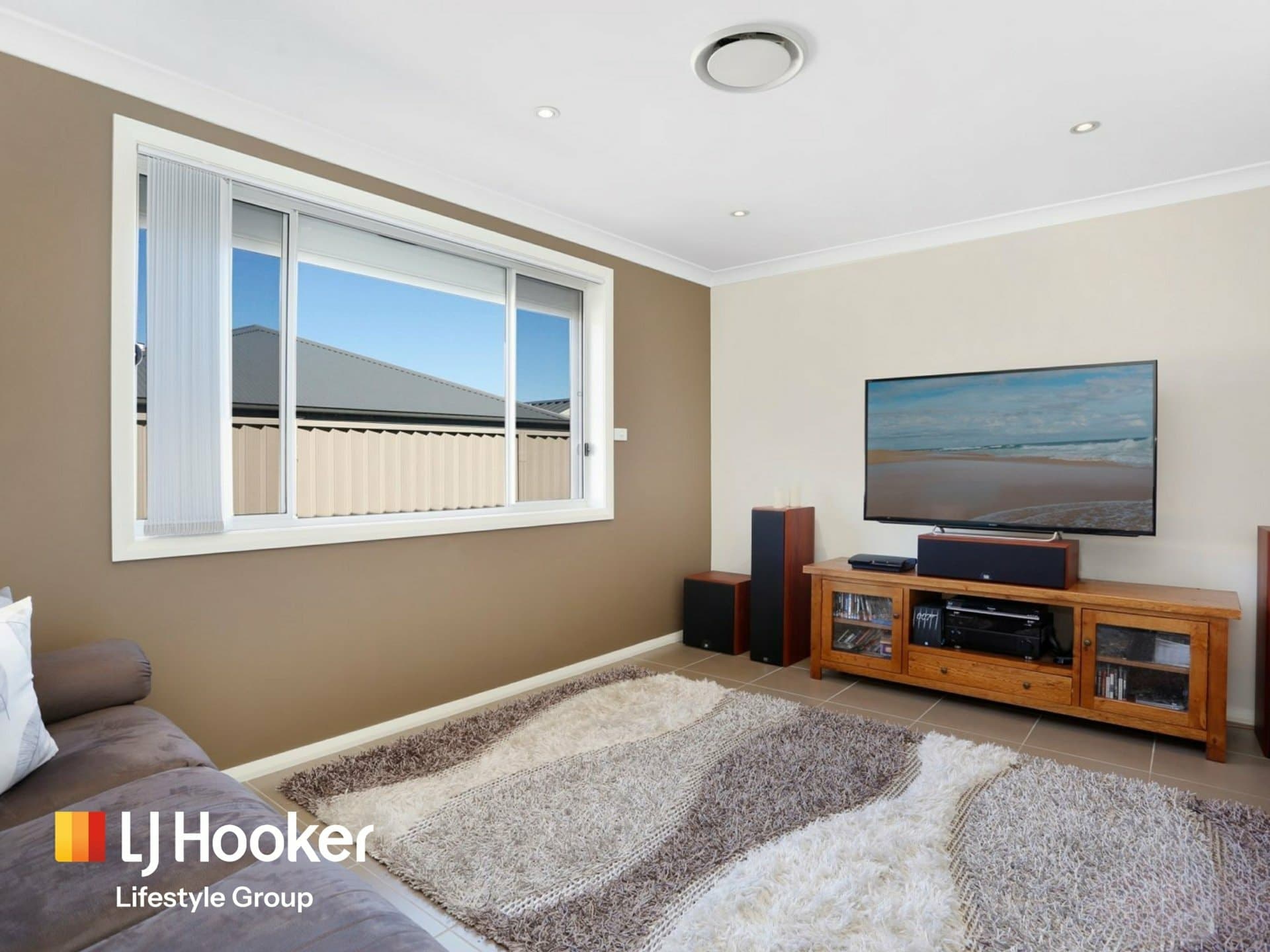 20 Plymouth Boulevard, Spring Farm, Spring Farm - Thumbnail 3