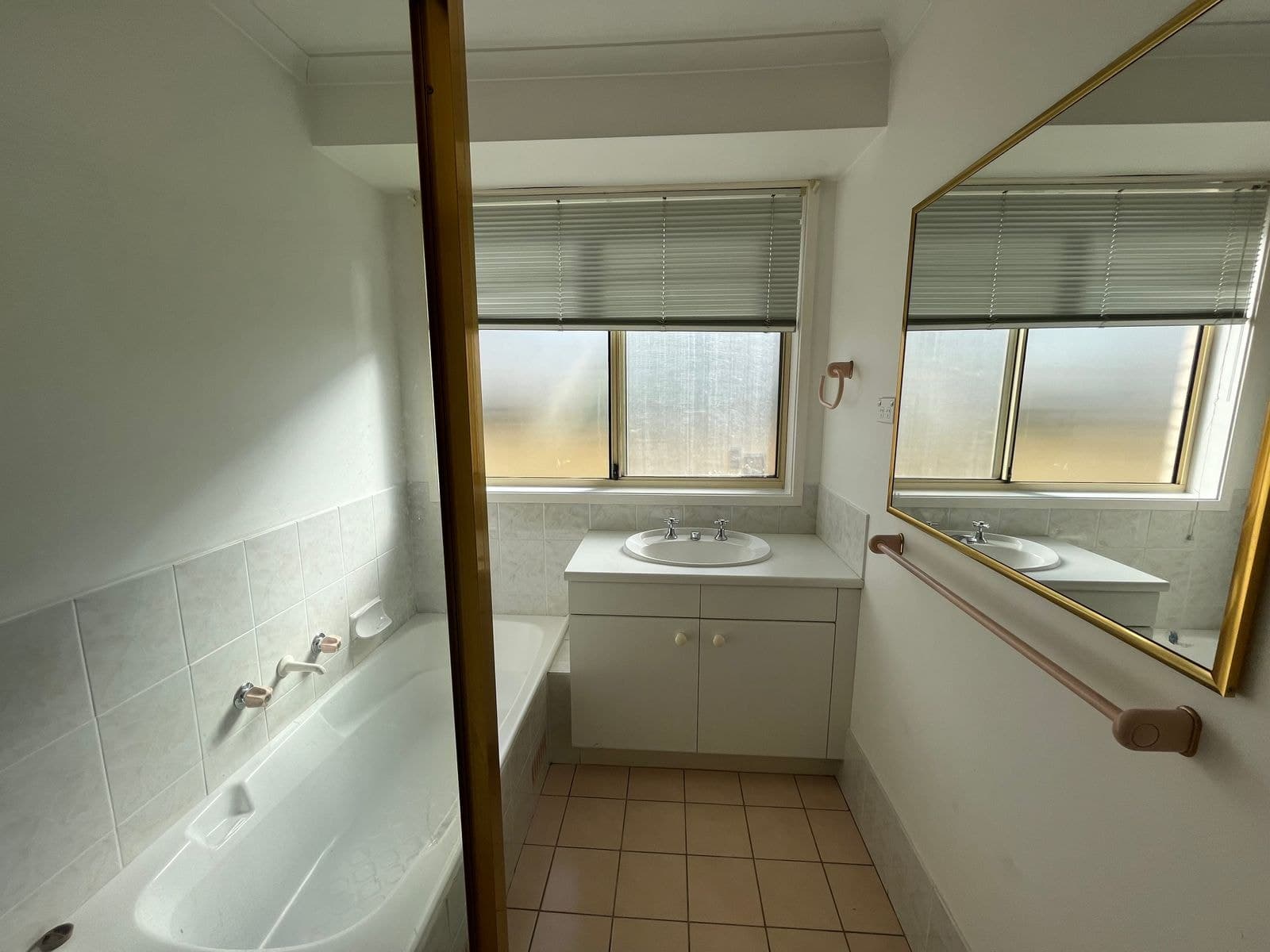 2/69 Karingi Street, Ettalong Beach NSW 2257, Ettalong Beach - Thumbnail 7