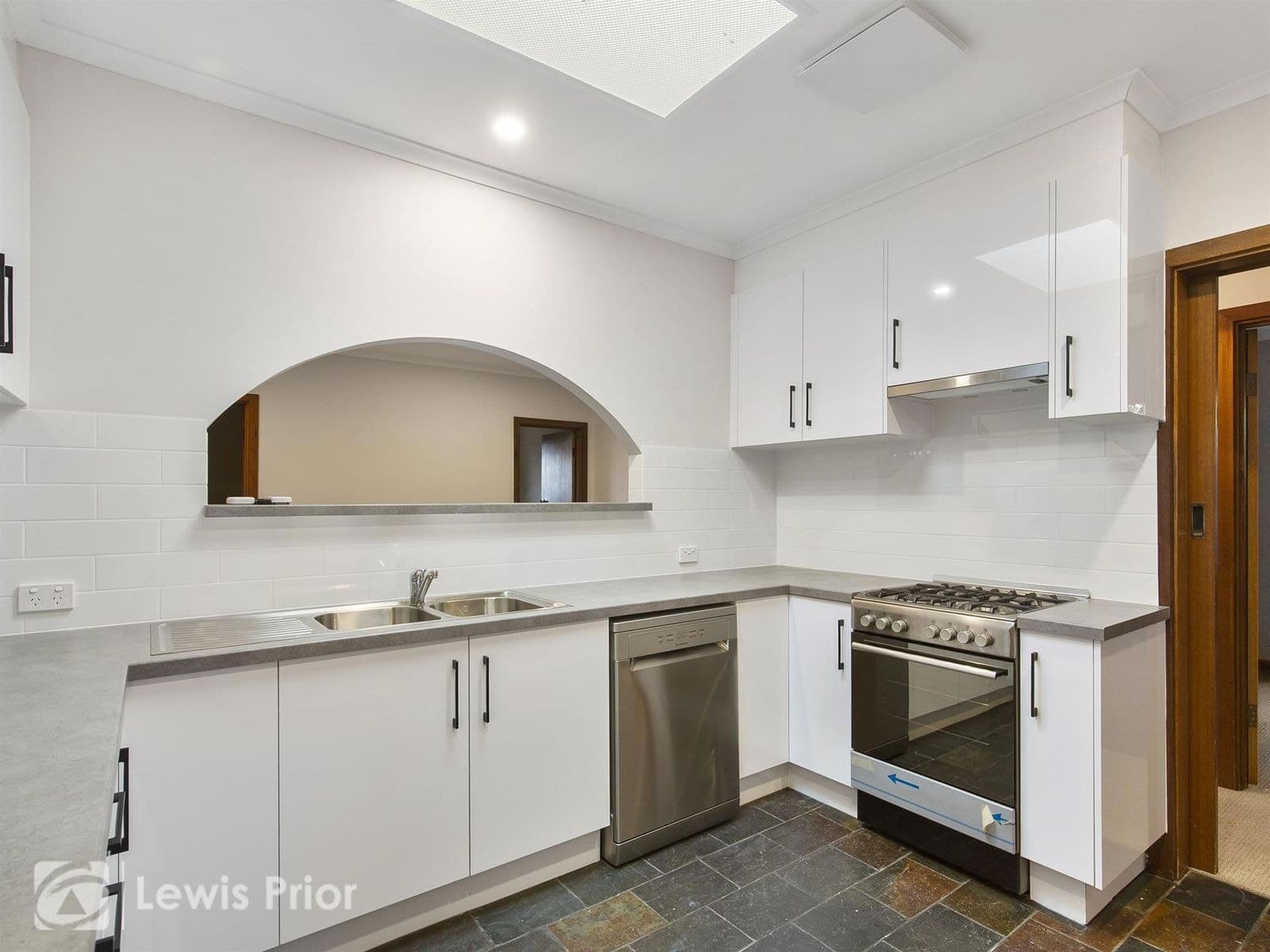 31 Gunther Parade, Pasadena SA 5042, Pasadena - Image 1