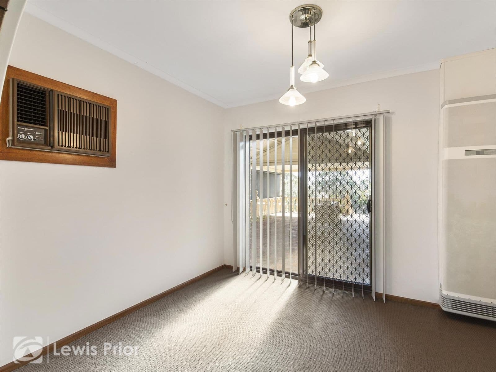 31 Gunther Parade, Pasadena SA 5042, Pasadena - Thumbnail 2