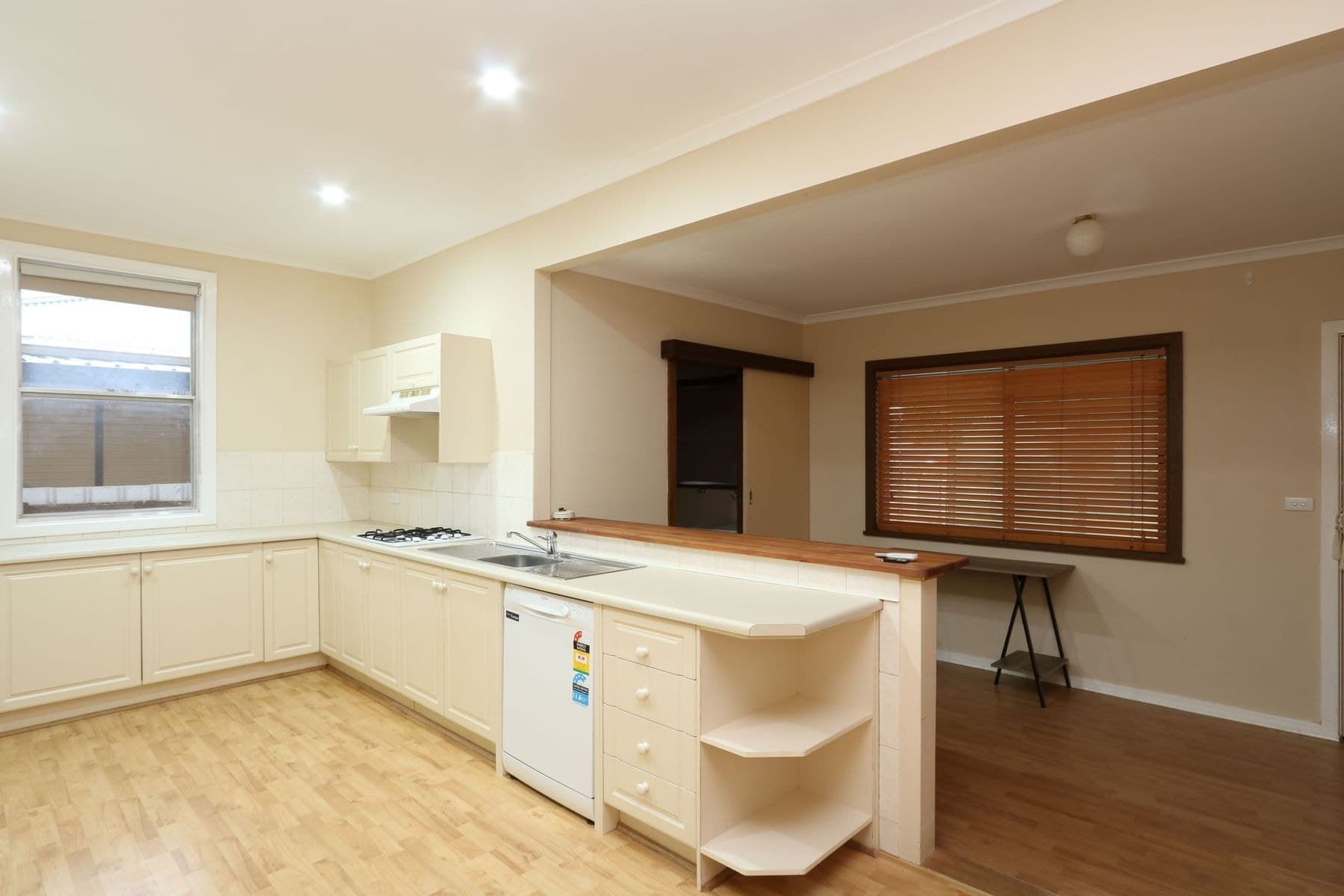 585 Fisher Street, Broken Hill NSW 2880, Broken Hill - Thumbnail 2