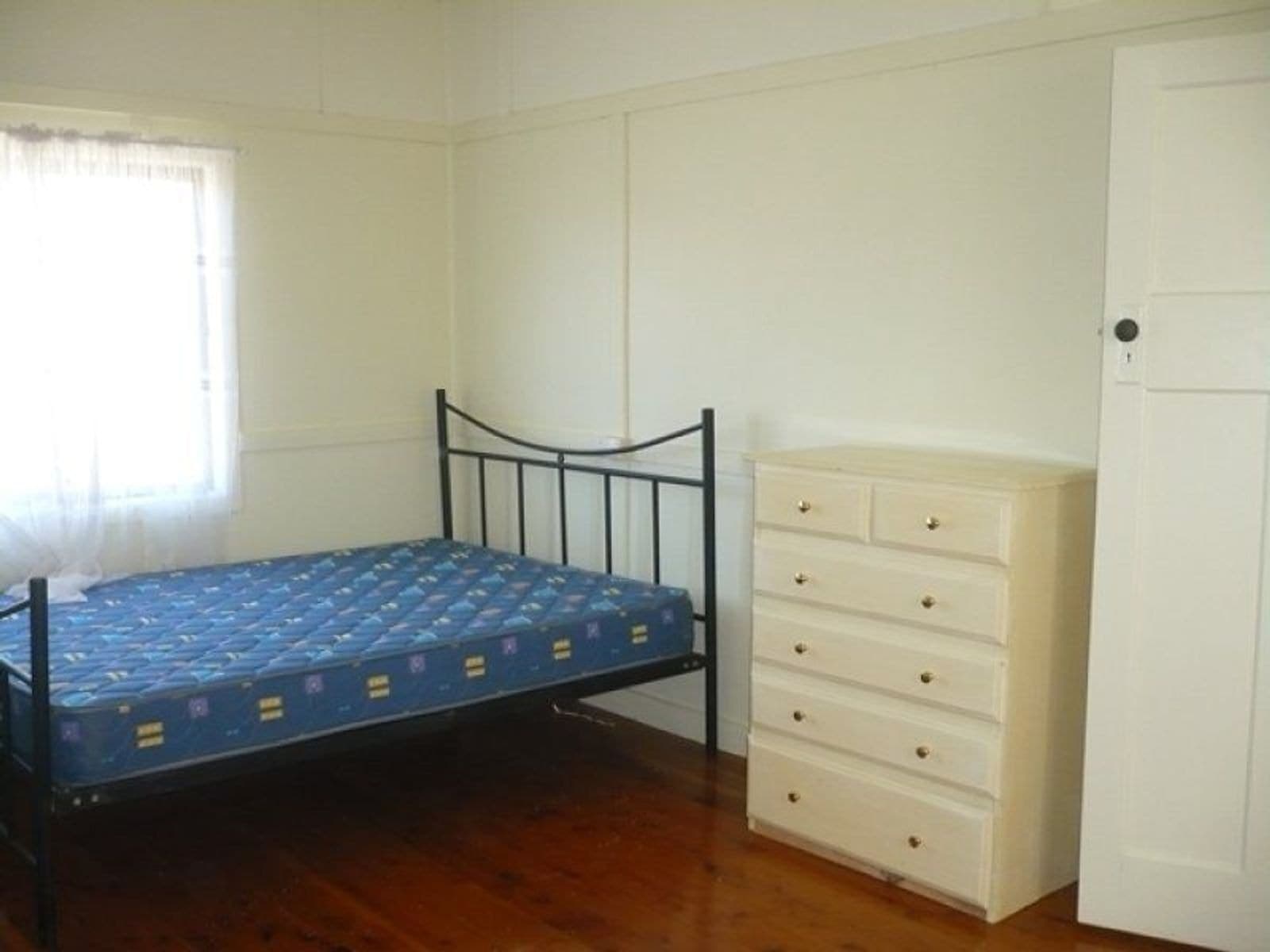 15 Heeney Street, Chinchilla QLD 4413, Chinchilla - Thumbnail 4