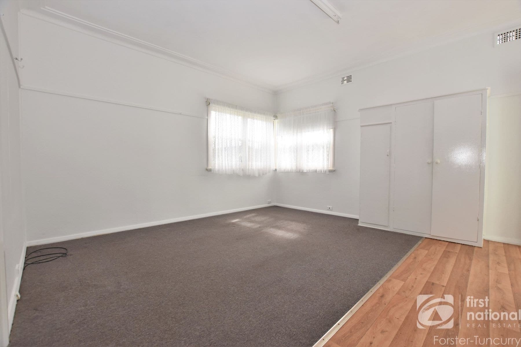 1/26 Cross Street, Forster NSW 2428, Forster - Thumbnail 2