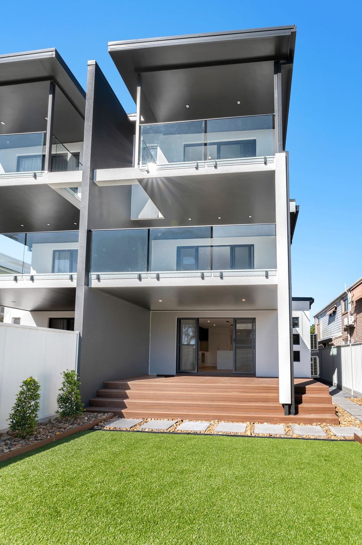 2/31 Nankeen Avenue, Paradise Point QLD 4216, Paradise Point - Thumbnail 5