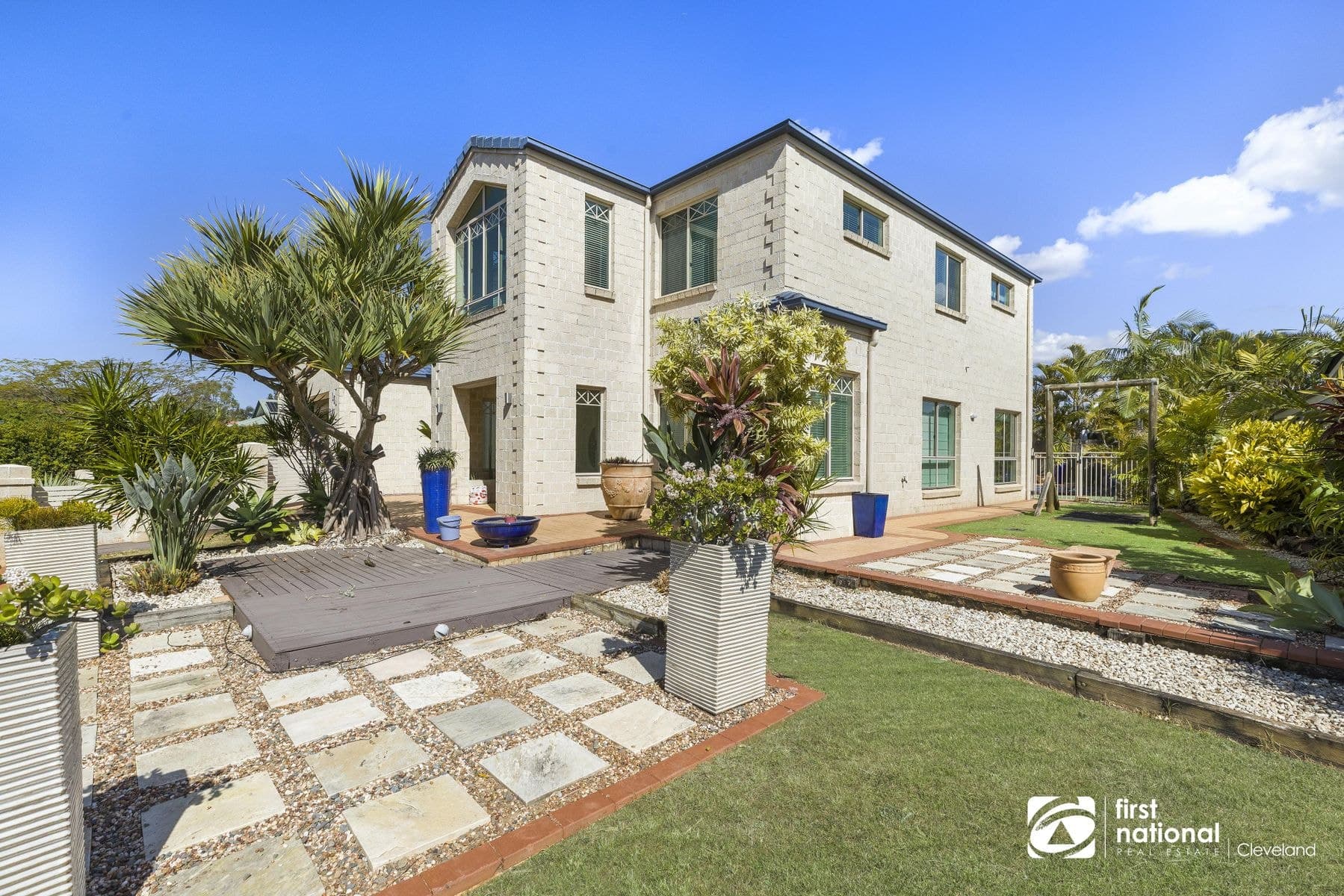 15 Willard Close, Wellington Point QLD 4160, Wellington Point - Thumbnail 2