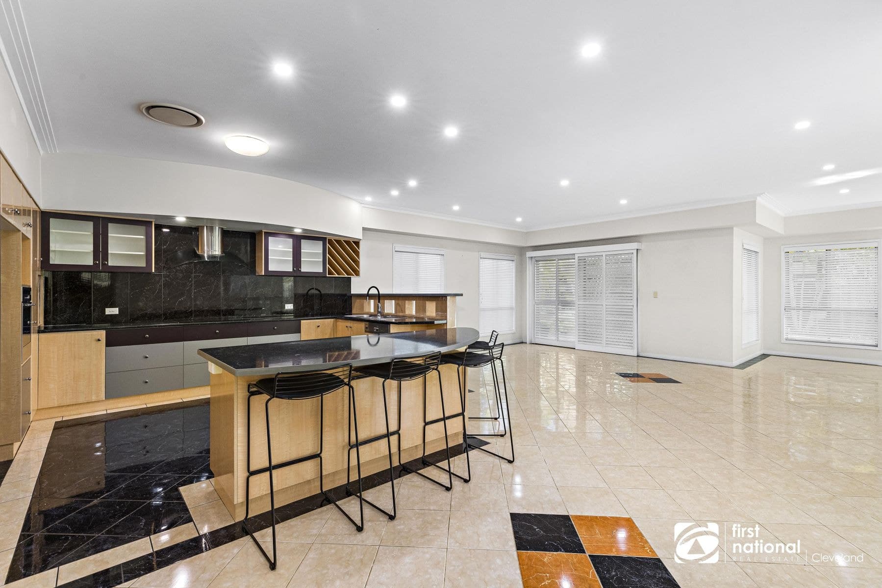 15 Willard Close, Wellington Point QLD 4160, Wellington Point - Thumbnail 4
