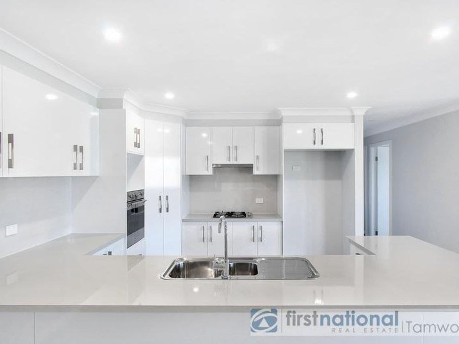 3/2 Faringdon Street, Tamworth NSW 2340, Tamworth - Thumbnail 2