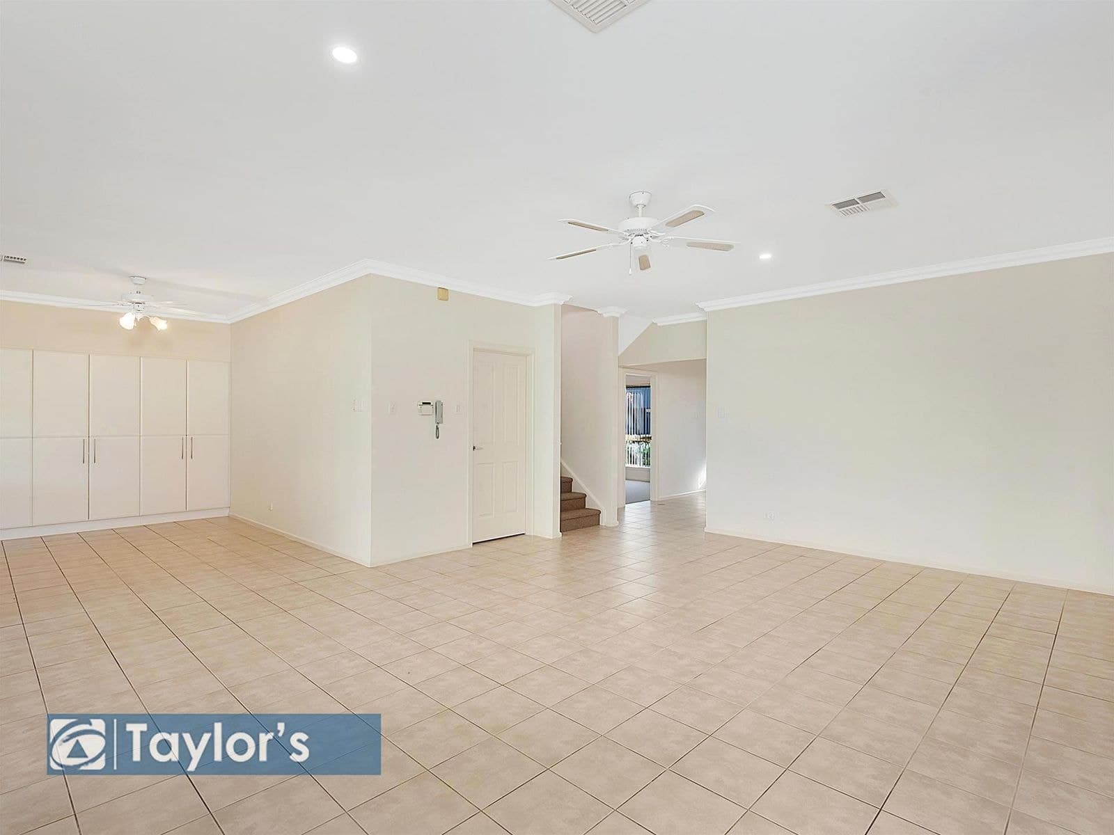 7 Oriole Walk, Mawson Lakes SA 5095, Mawson Lakes - Thumbnail 3