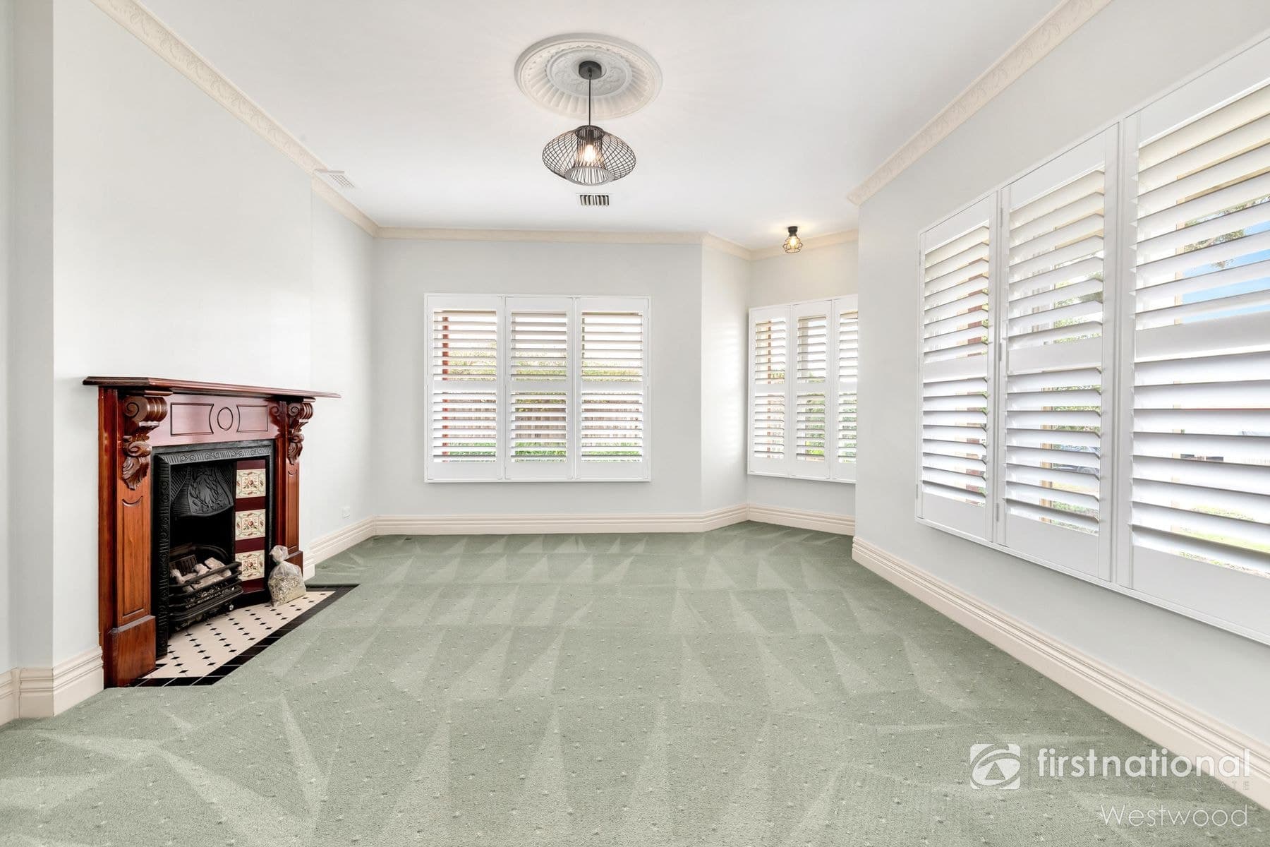 8 Butmar Close, Werribee VIC 3030, Werribee - Thumbnail 4