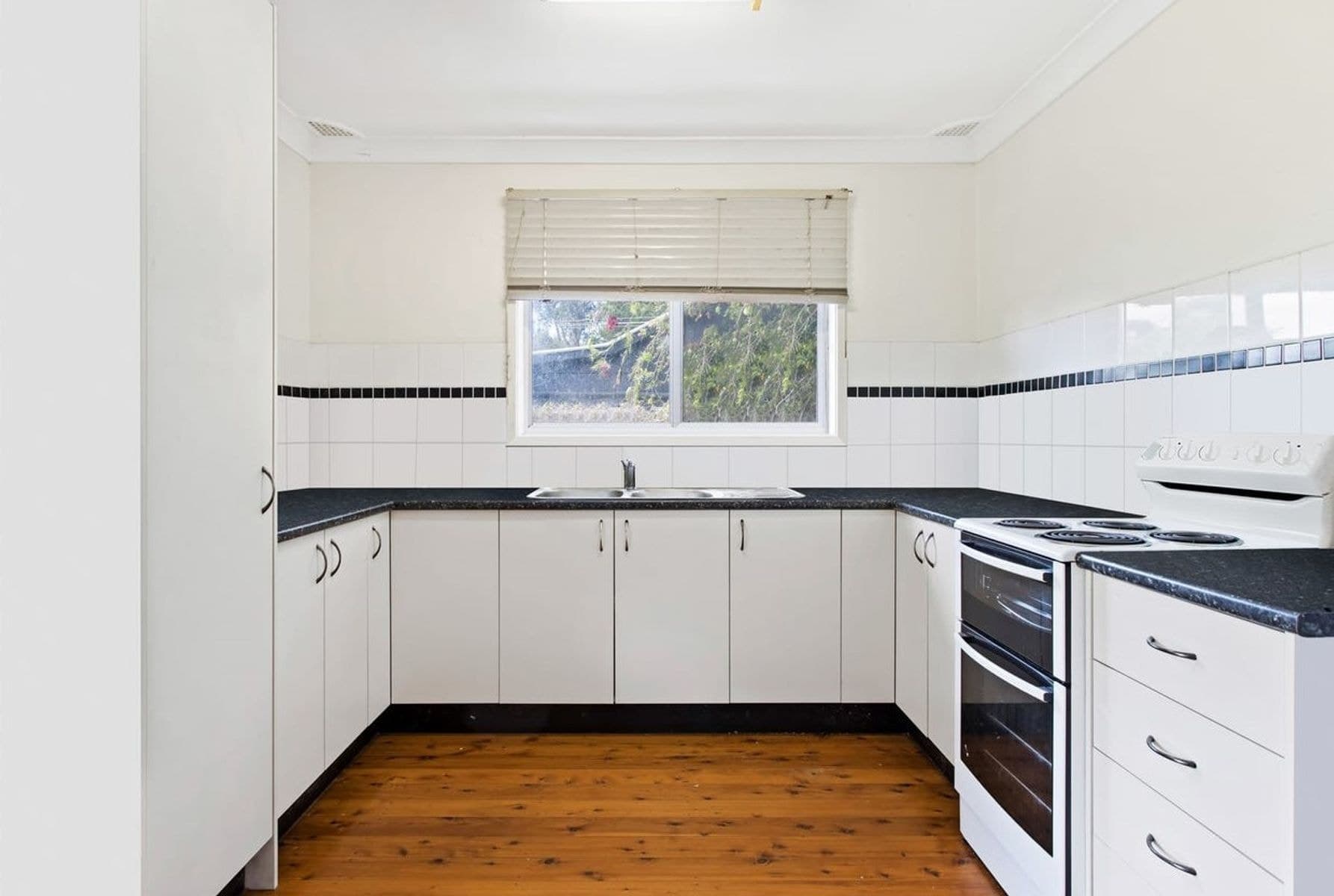 38 Crossingham Street, Toukley NSW 2263, Toukley - Thumbnail 2
