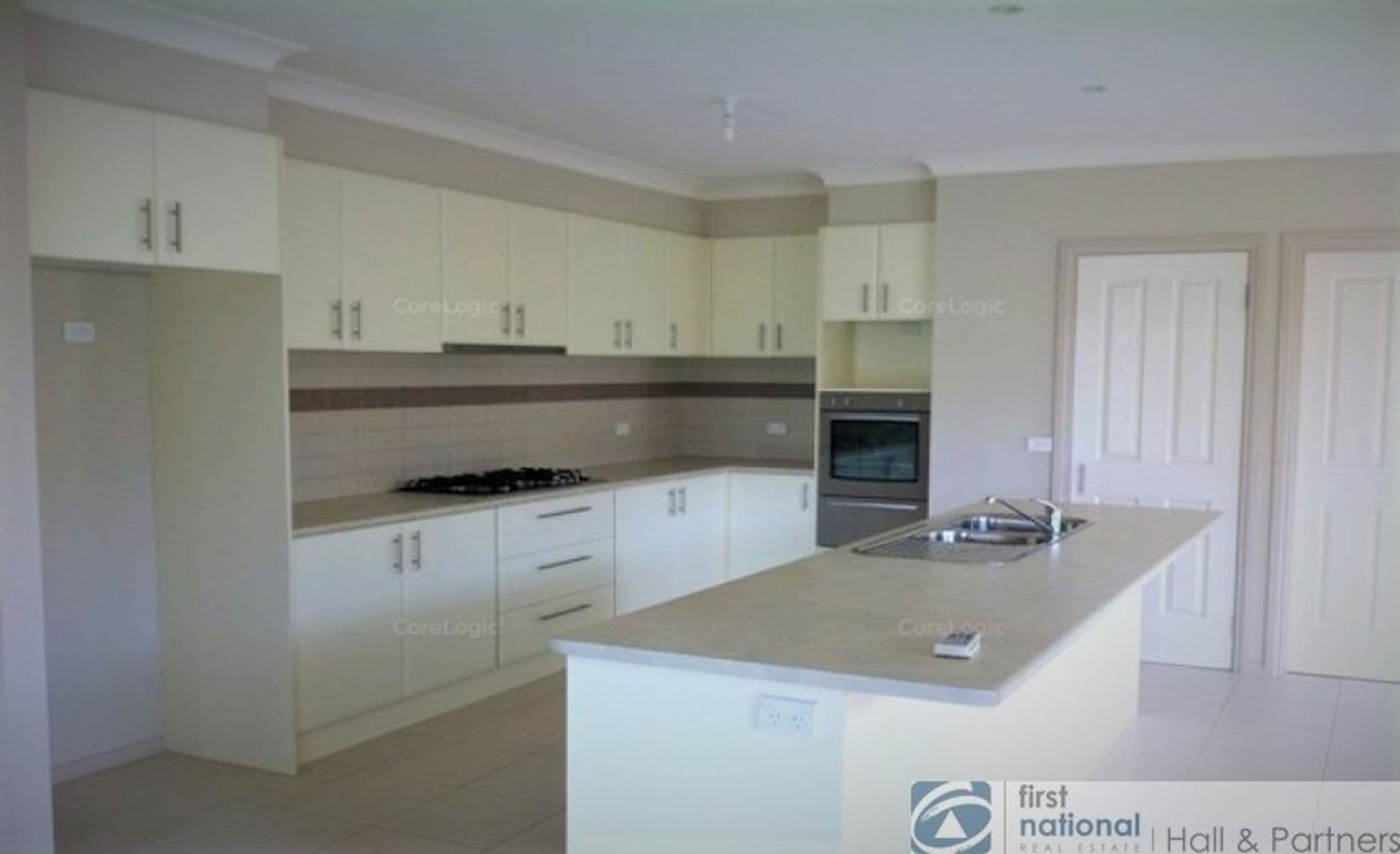 22 Dan Morgan Drive, Cranbourne East VIC 3977, Cranbourne East - Thumbnail 3