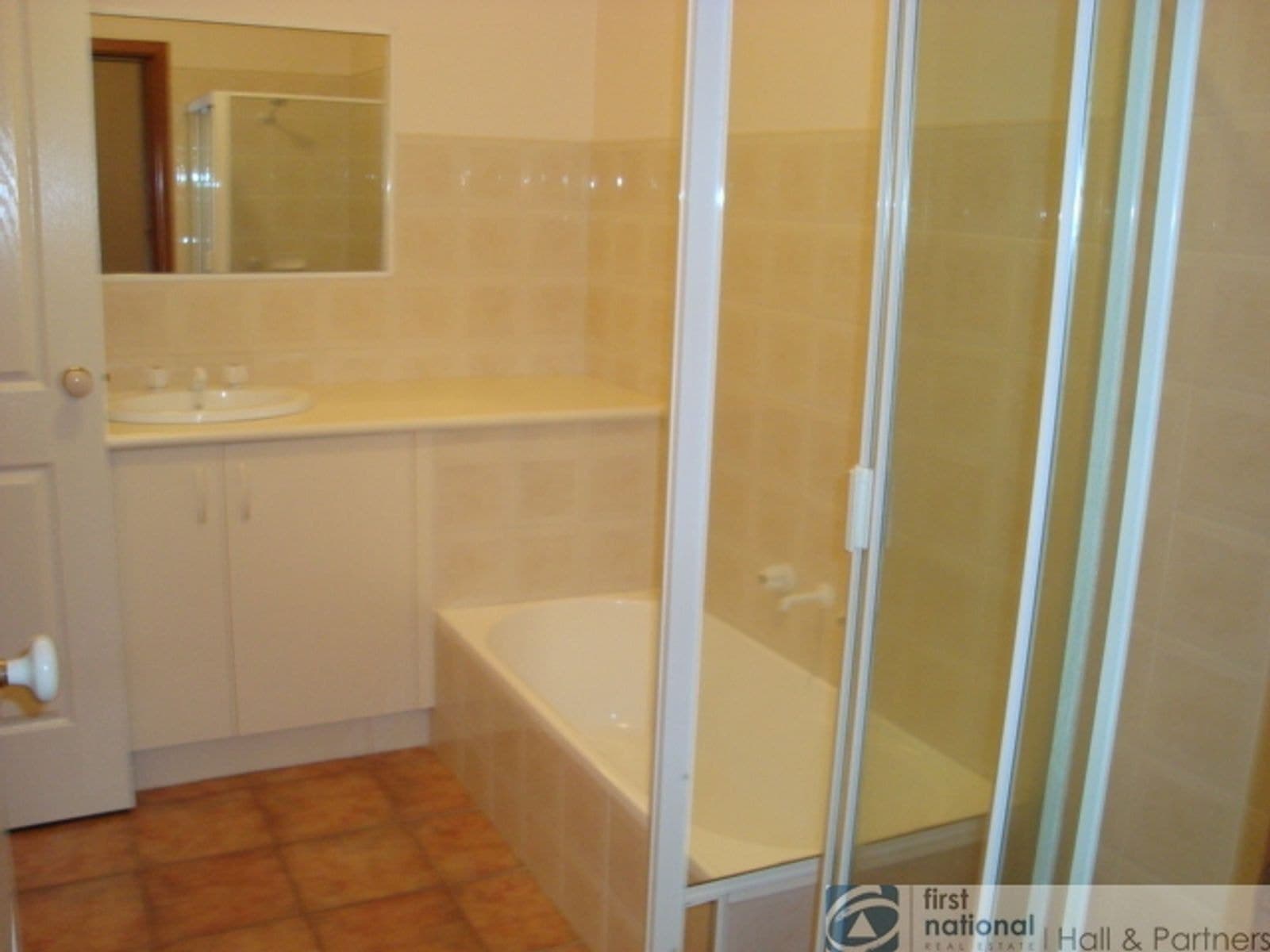 1/5 Saxonwood Drive, Narre Warren VIC 3805, Narre Warren - Thumbnail 4