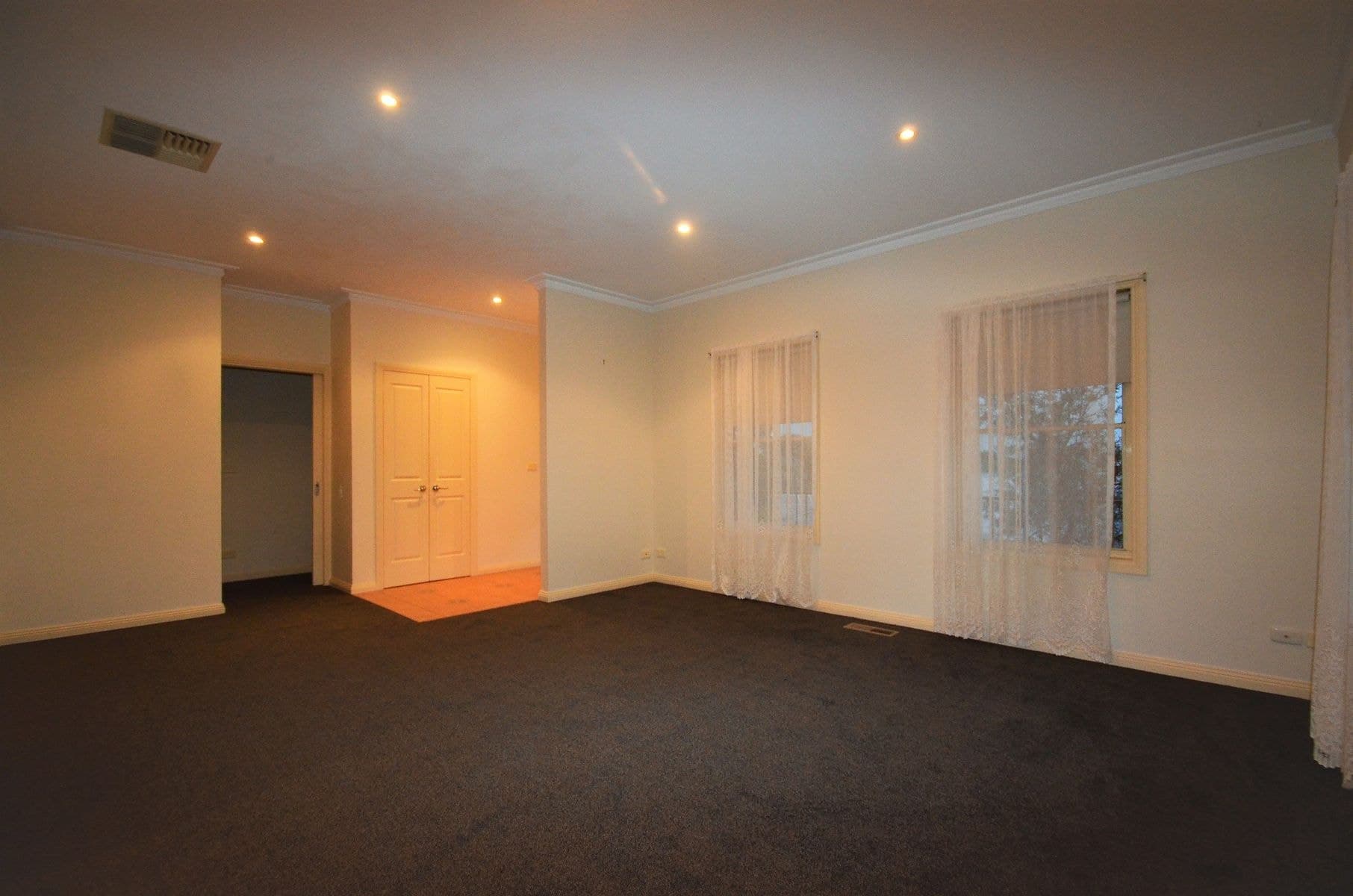 2/9 Derby Grove, Flora Hill VIC 3550, Flora Hill - Thumbnail 3