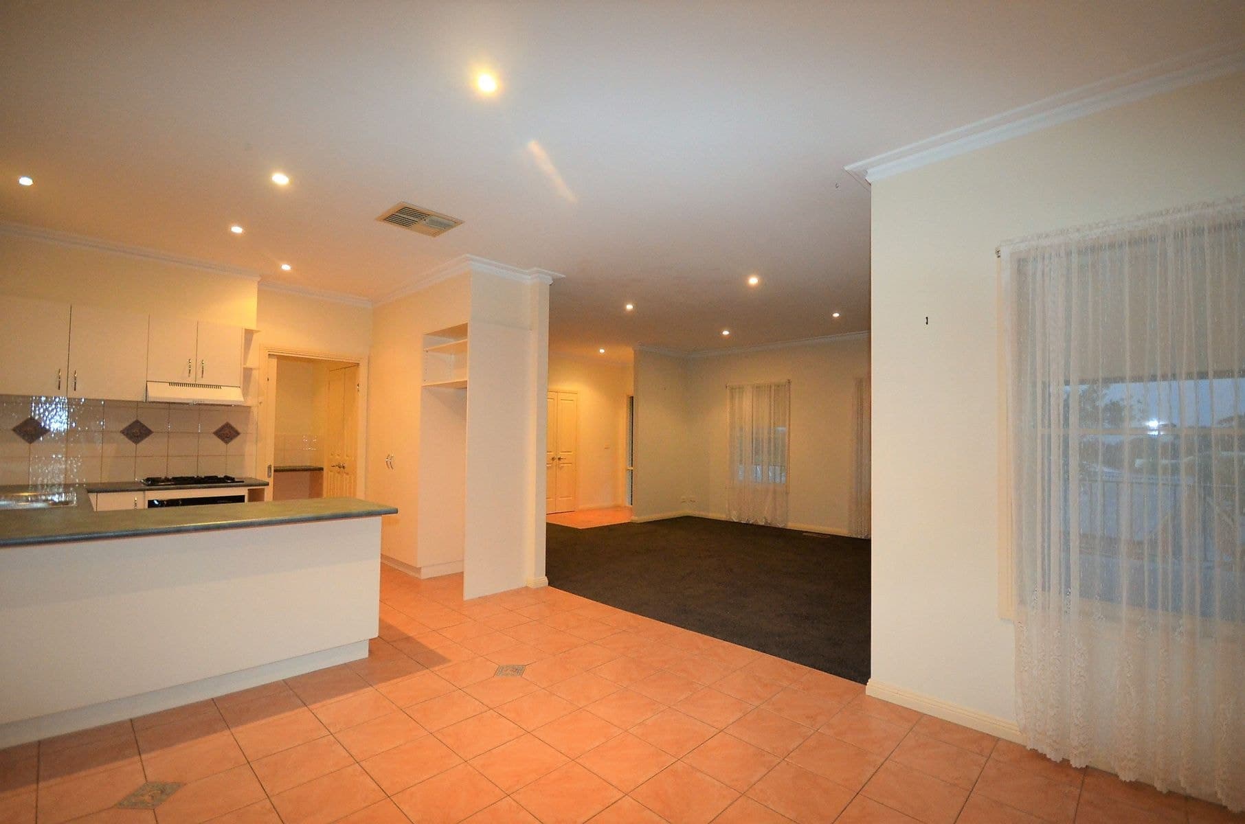 2/9 Derby Grove, Flora Hill VIC 3550, Flora Hill - Thumbnail 8