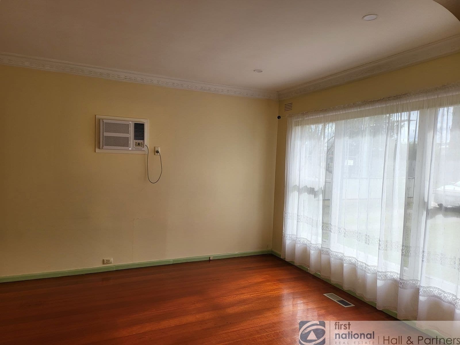 24 Gloria Avenue, Dandenong North VIC 3175, Dandenong North - Thumbnail 4