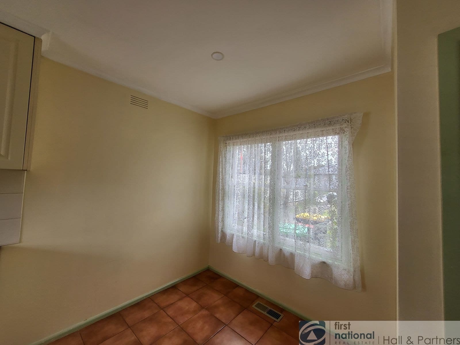 24 Gloria Avenue, Dandenong North VIC 3175, Dandenong North - Thumbnail 6
