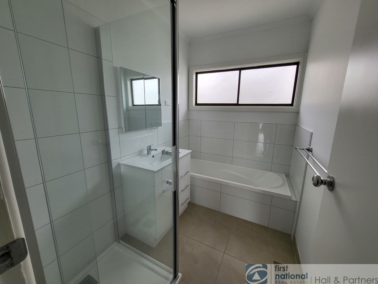 24 Gloria Avenue, Dandenong North VIC 3175, Dandenong North - Thumbnail 8