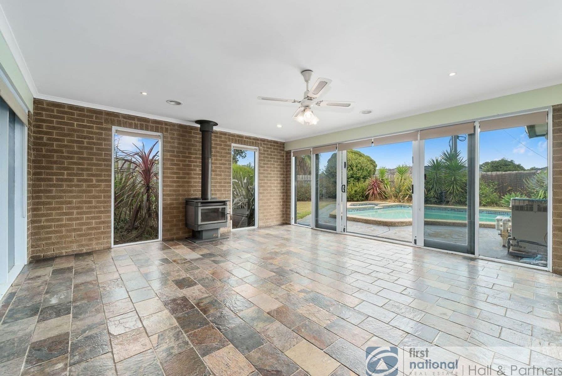 2 Western Way, Narre Warren VIC 3805, Narre Warren - Thumbnail 3