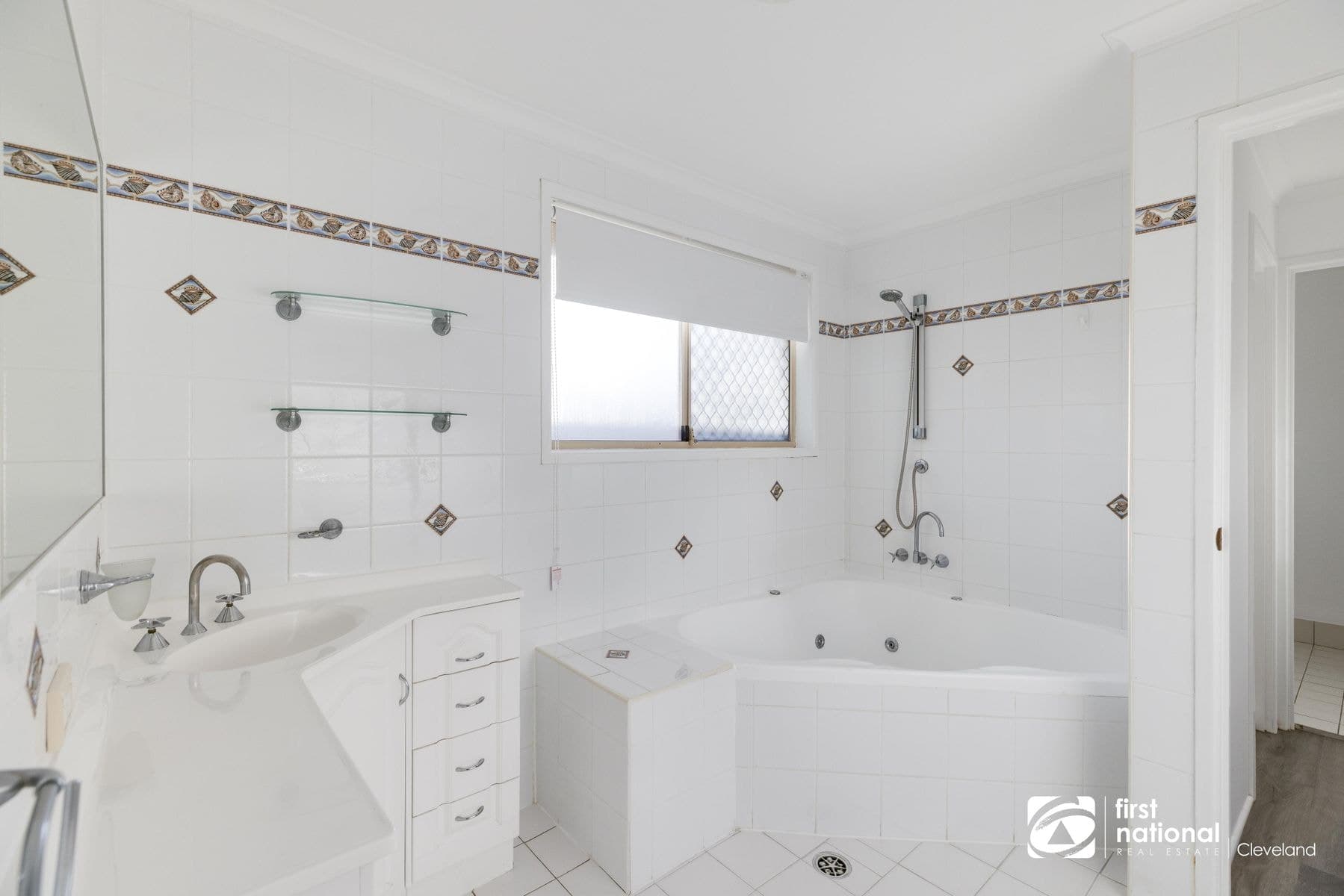 38 Wattle Street, Victoria Point QLD 4165, Victoria Point - Thumbnail 8