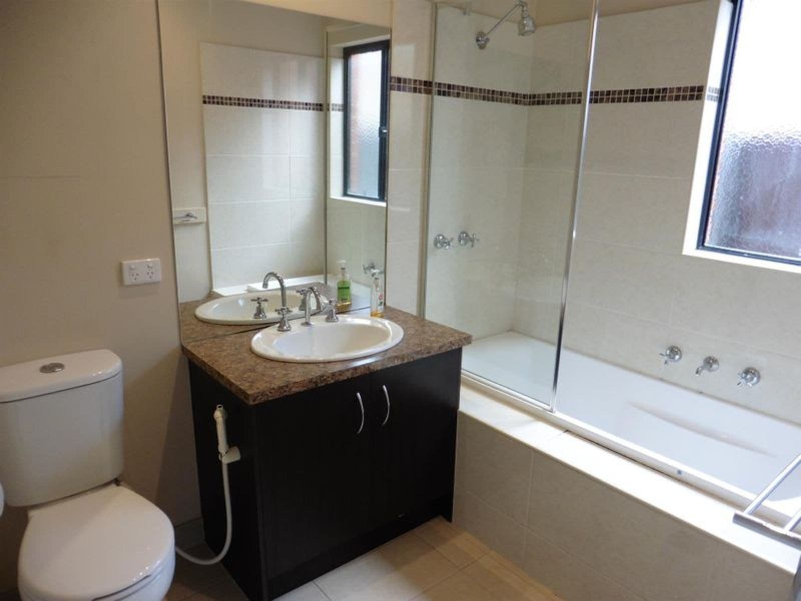 10 Cogley Street, Manor Lakes VIC 3024, Manor Lakes - Thumbnail 6