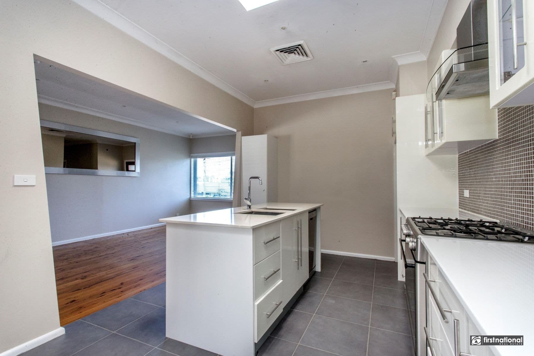 22 Sunshine Ave, Penrith NSW 2750, Penrith - Thumbnail 4