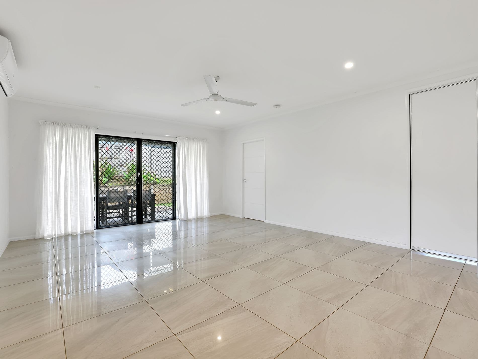 56 Devine Crescent, GORDONVALE, Gordonvale - Thumbnail 4