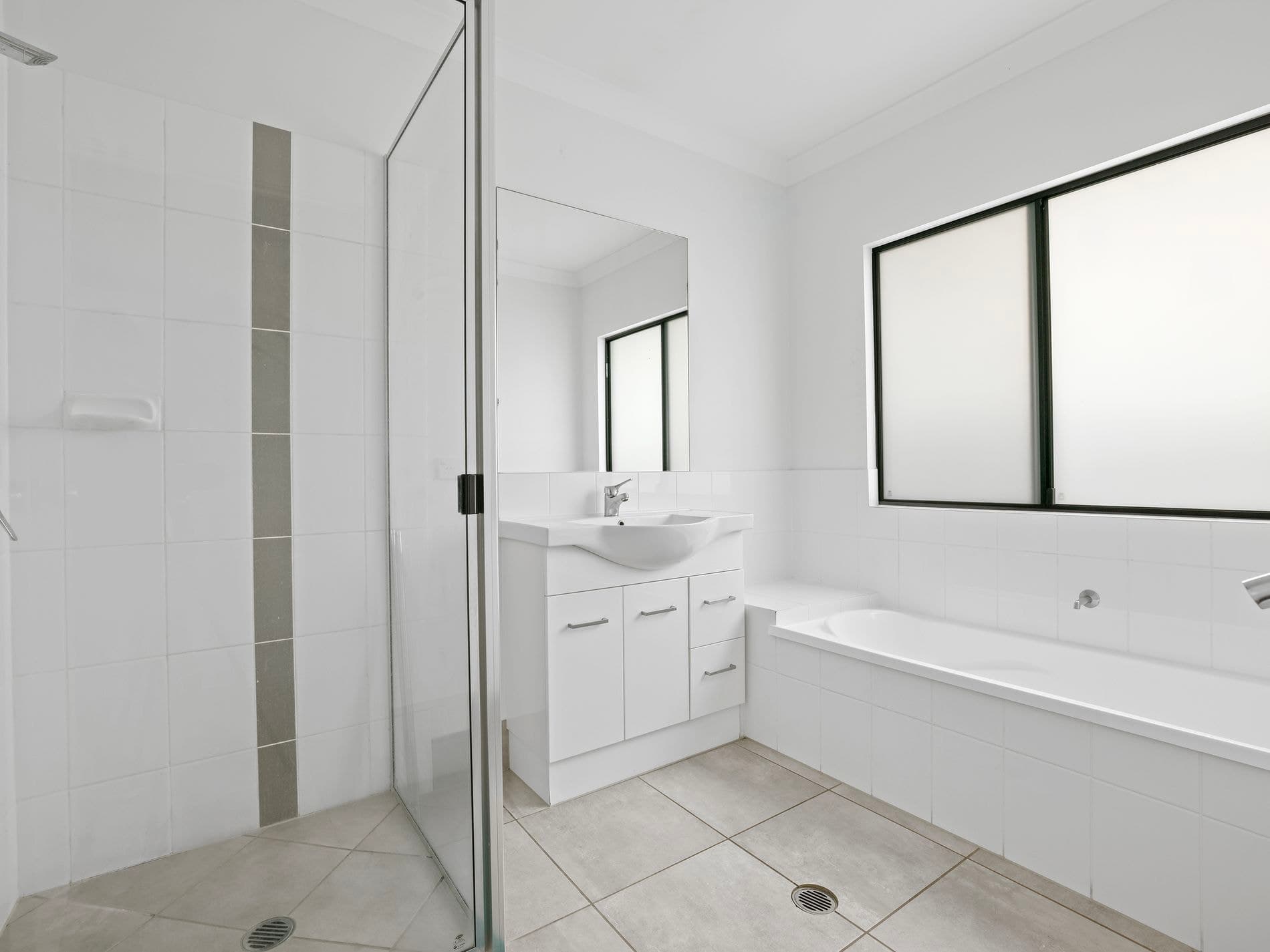 8 Hamelin Street, BENTLEY PARK, Bentley Park - Thumbnail 8