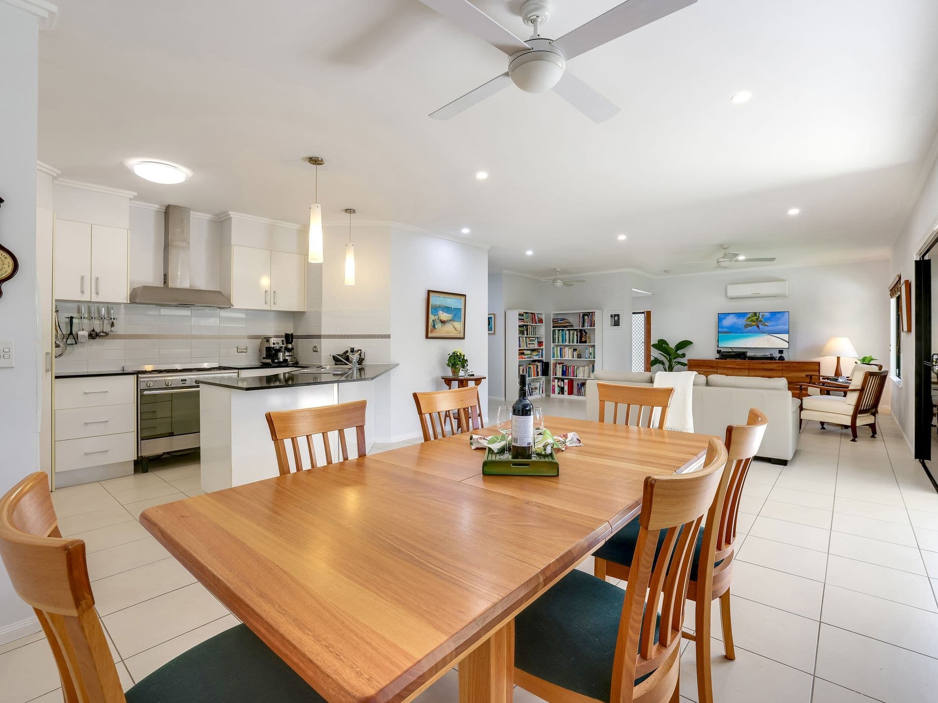 15 McBride Street, REDLYNCH, Redlynch - Thumbnail 5