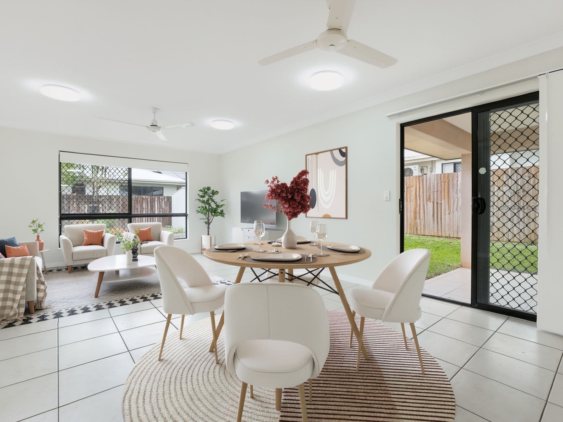 8 Timberlea Drive East, BENTLEY PARK, Bentley Park - Thumbnail 3