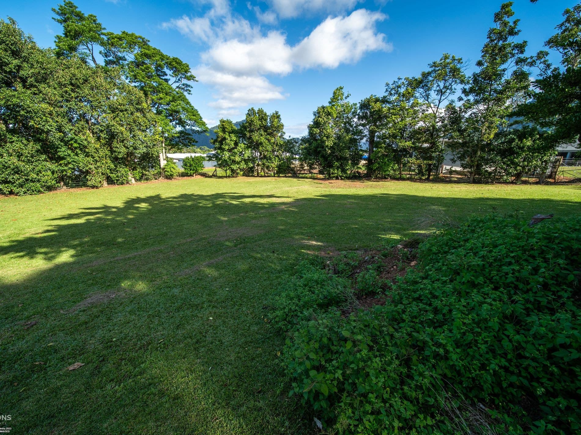 Lot 6,  112 Harvey Road, REDLYNCH, Redlynch - Thumbnail 2