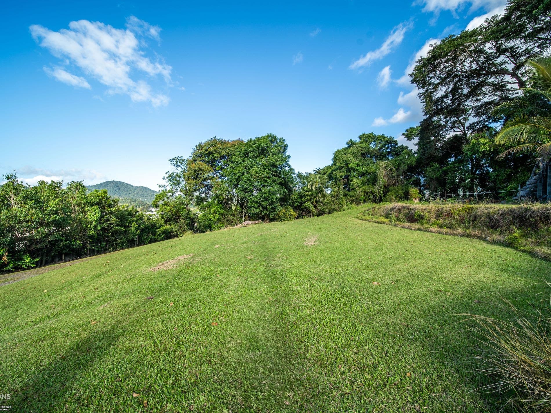 Lot 2,  112 Harvey Road, REDLYNCH, Redlynch - Thumbnail 3
