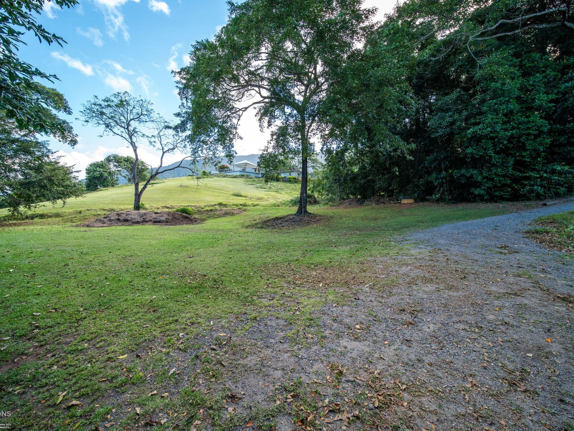 Lot 4,  112 Harvey Road, REDLYNCH, Redlynch - Thumbnail 3