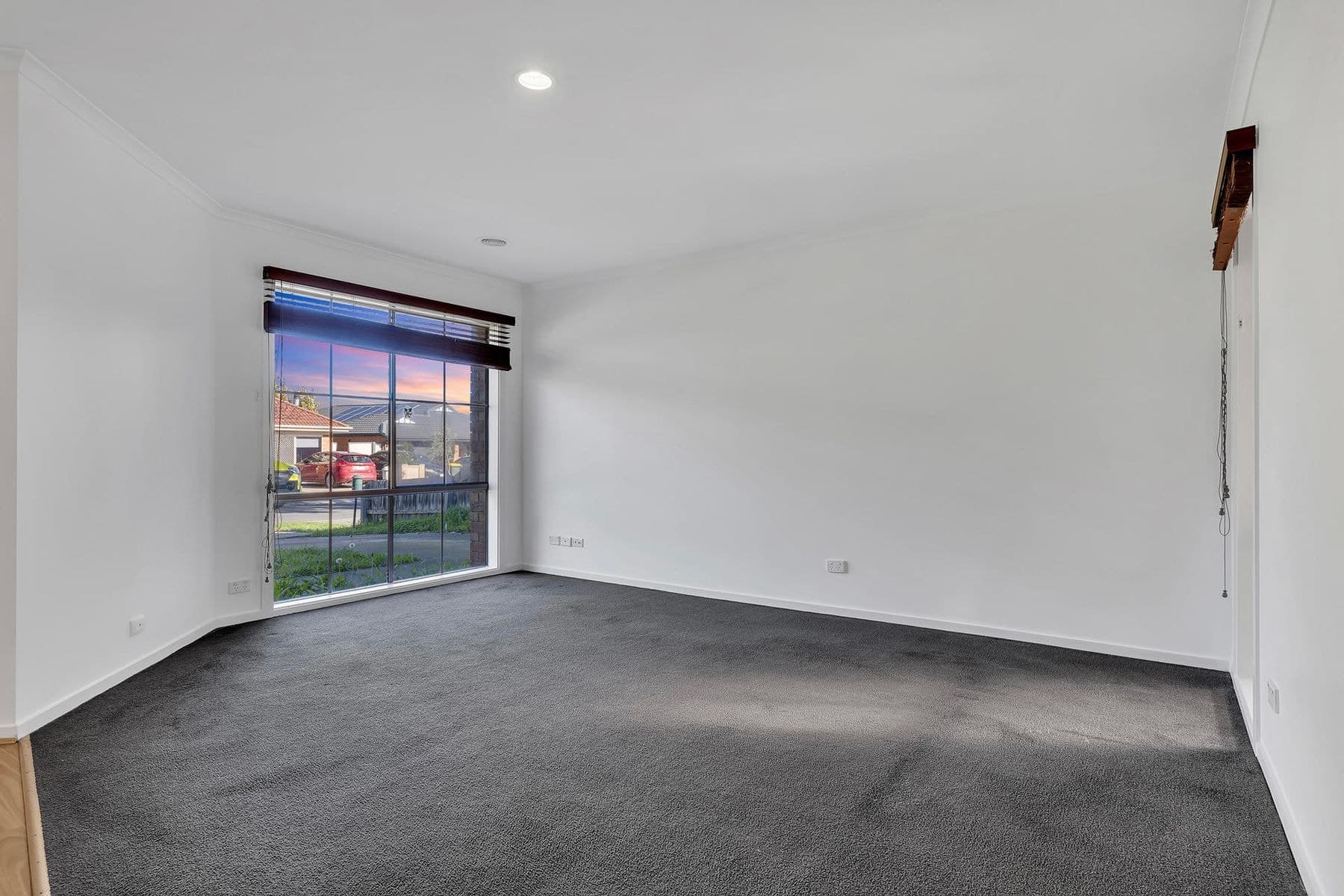 11 Mcconnell Crescent, Roxburgh Park VIC 3064, Roxburgh Park - Thumbnail 3