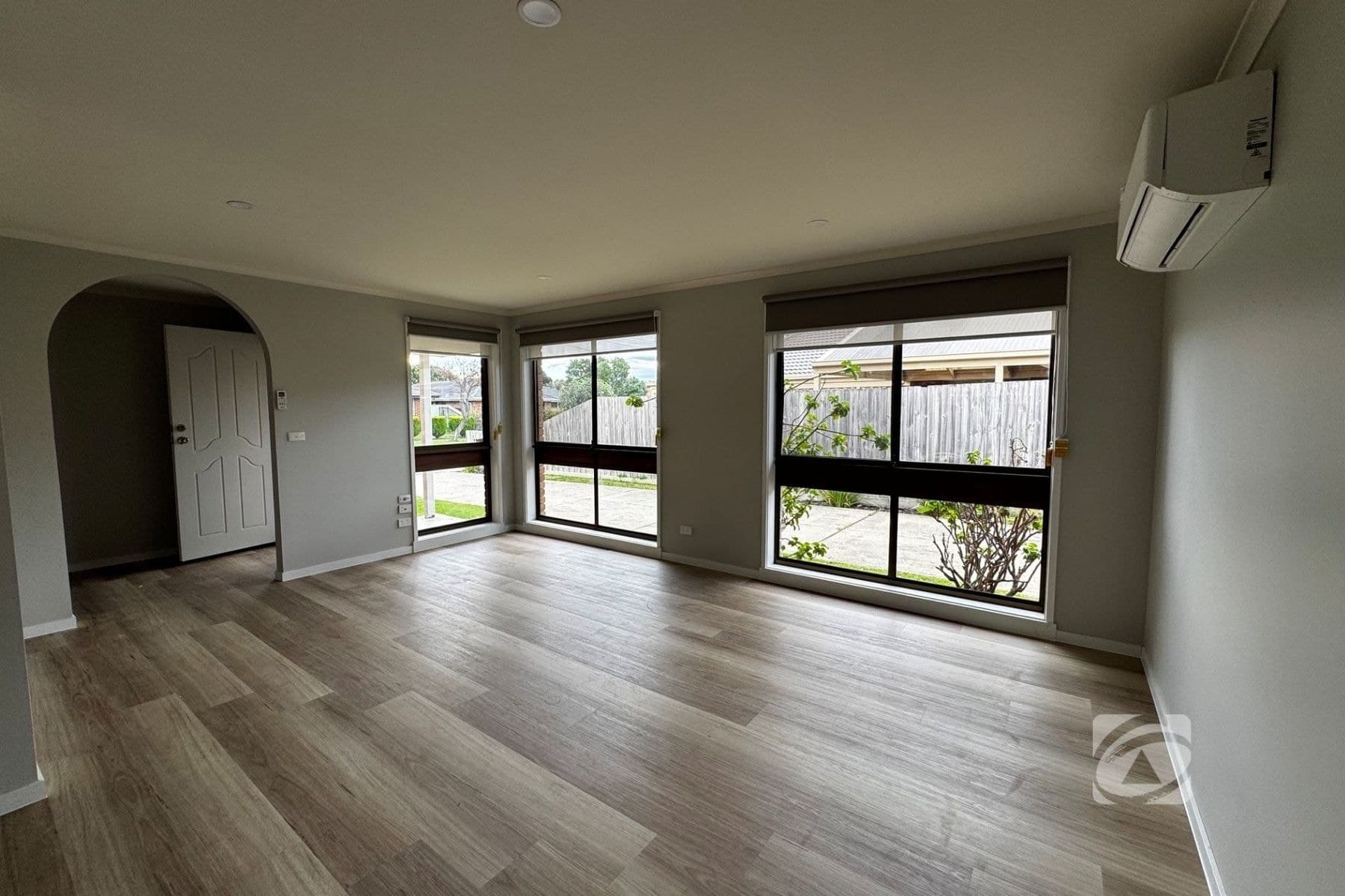 1/12 Falkiner Crescent, Dandenong VIC 3175, Dandenong - Thumbnail 3