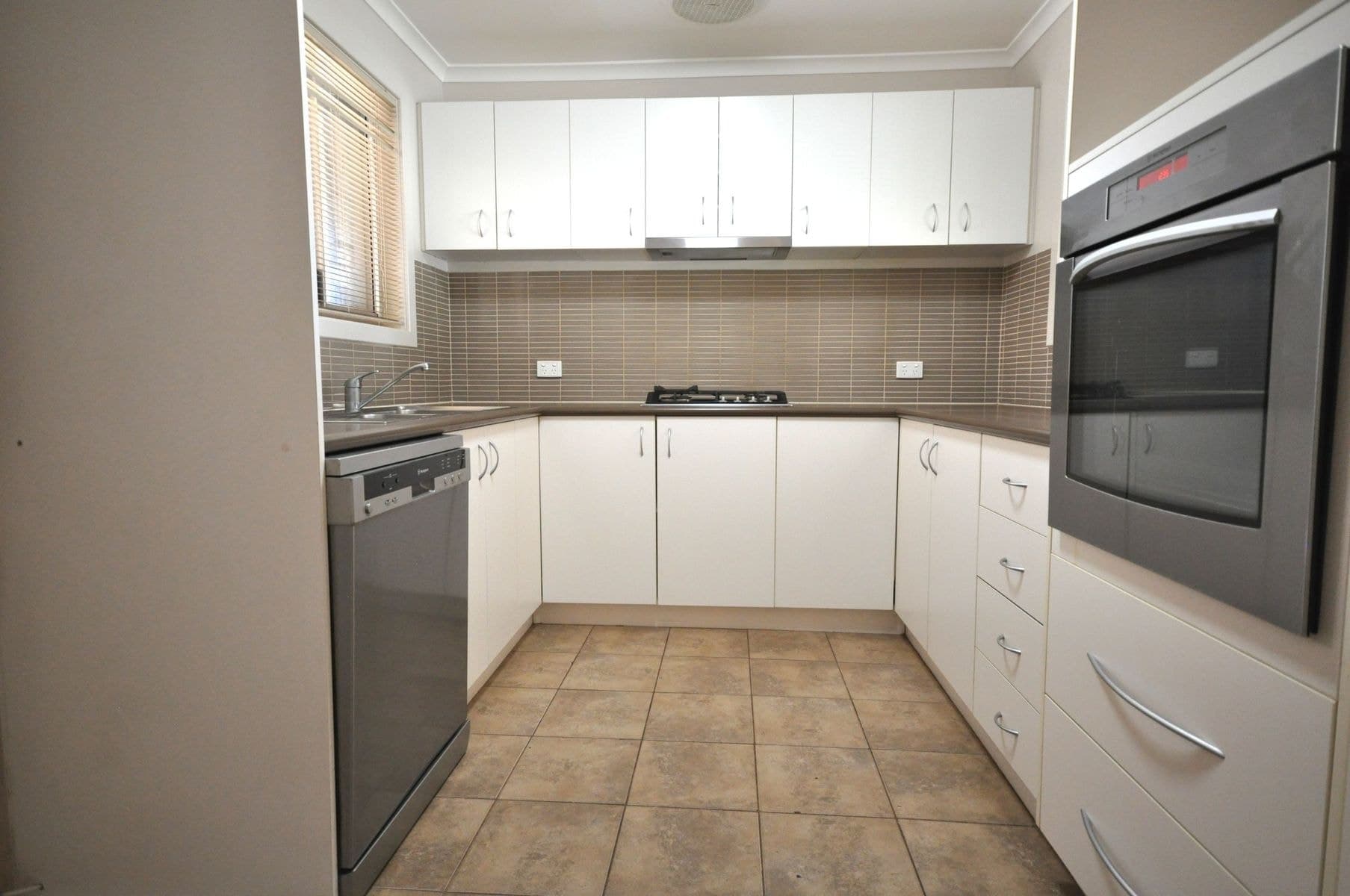 1/29 Daylesford Road, South Hedland WA 6722, South Hedland - Thumbnail 3