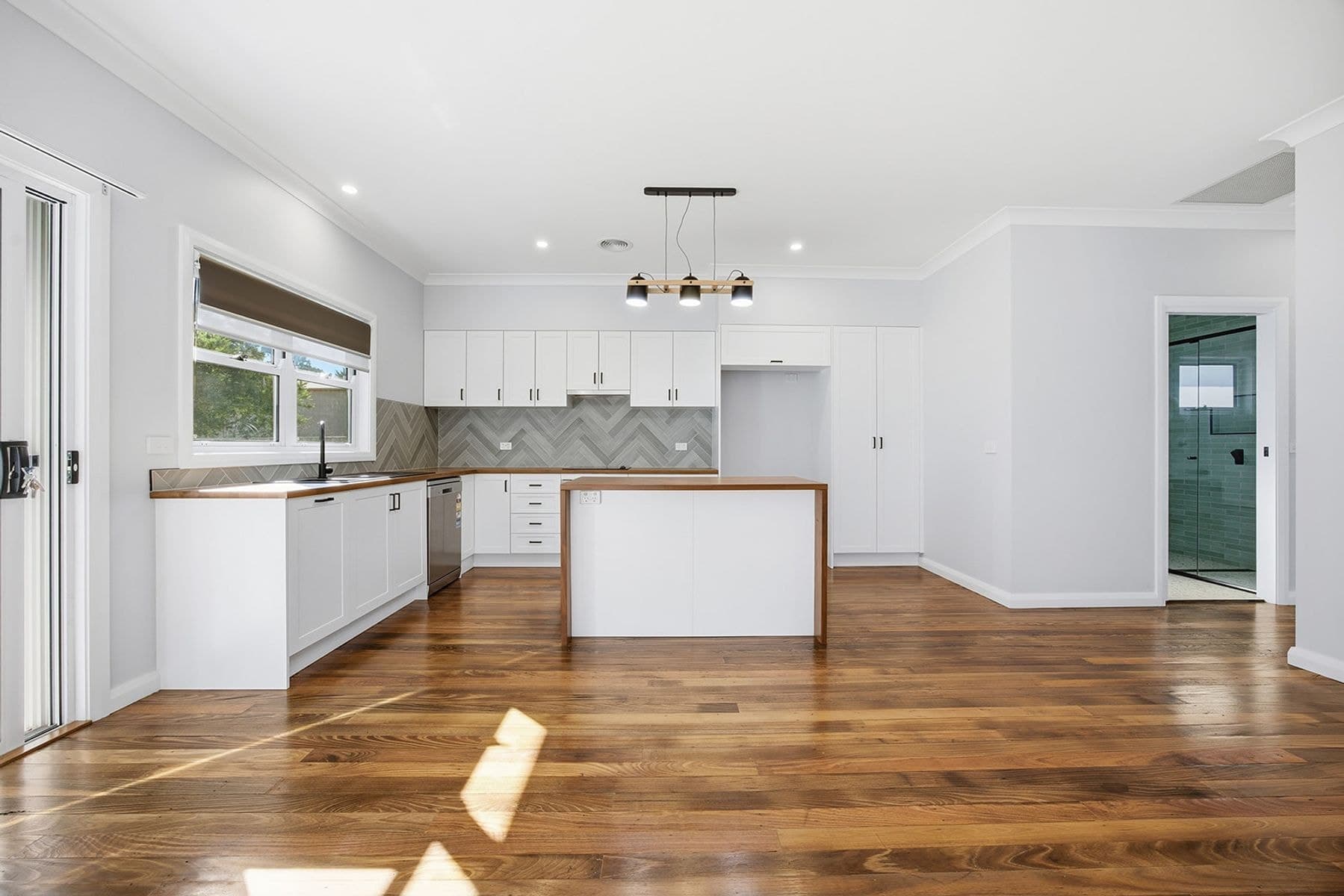 5 Petit Street, Yass NSW 2582, Yass - Thumbnail 2
