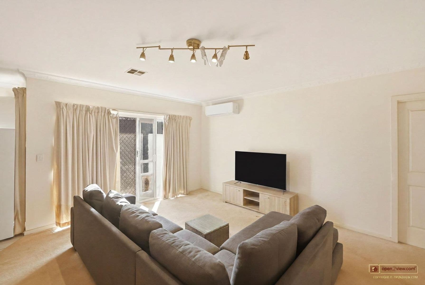 45 Cairns Drive, Darley VIC 3340, Darley - Thumbnail 2