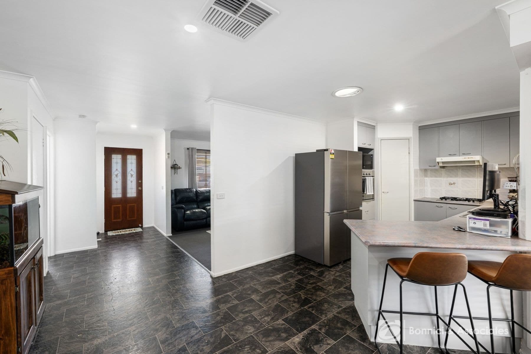 10 Nardoo Court, Thurgoona NSW 2640, Thurgoona - Thumbnail 5