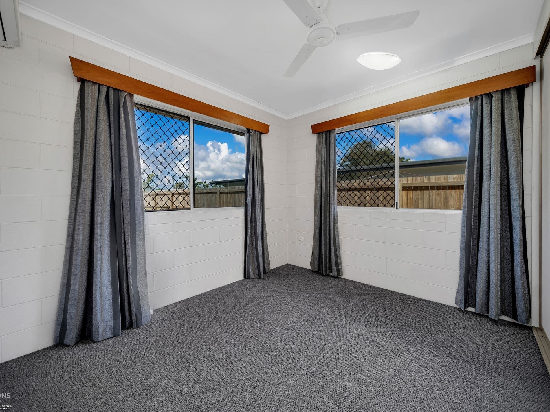 35 Koch Street, MOOROOBOOL, Mooroobool - Thumbnail 8