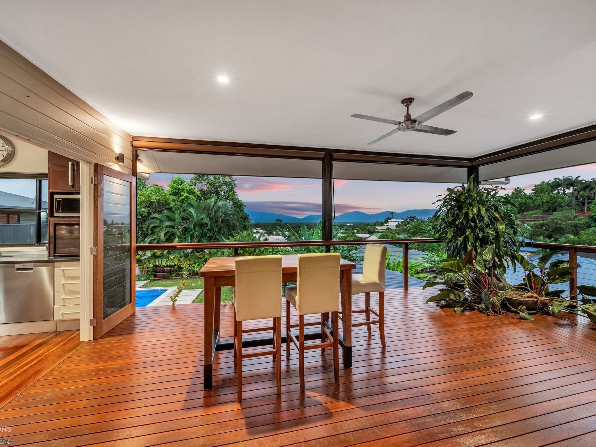 6 Cygnet Close, MOUNT SHERIDAN, Mount Sheridan - Thumbnail 4