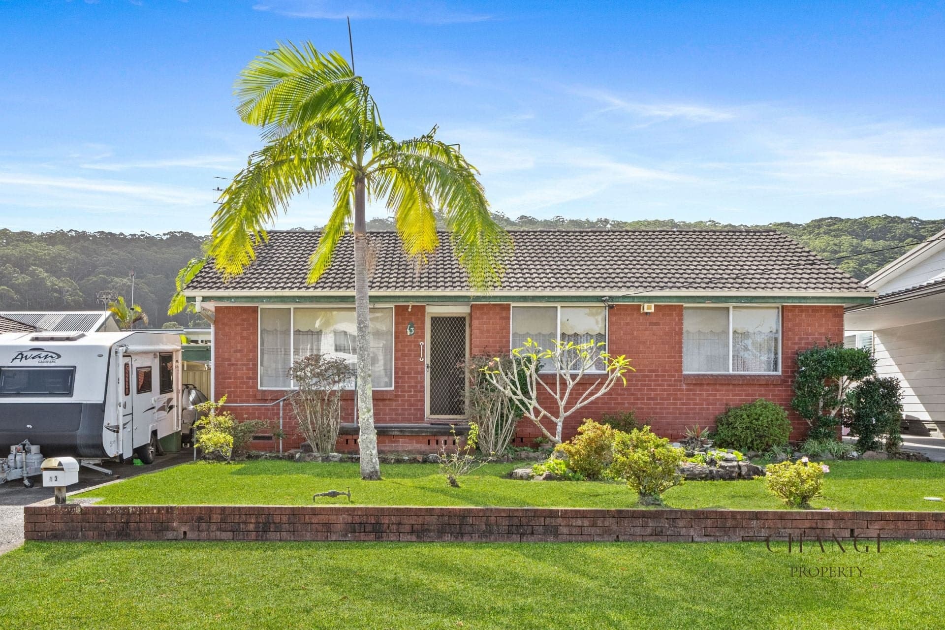 13 Courigal Avenue Kincumber NSW, Kincumber - Thumbnail 2