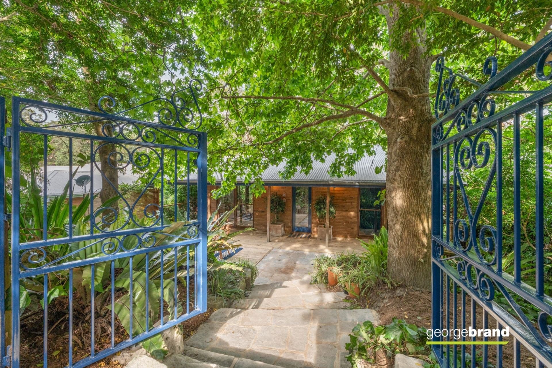 56 Lake shore Drive North Avoca NSW, North Avoca - Image 1