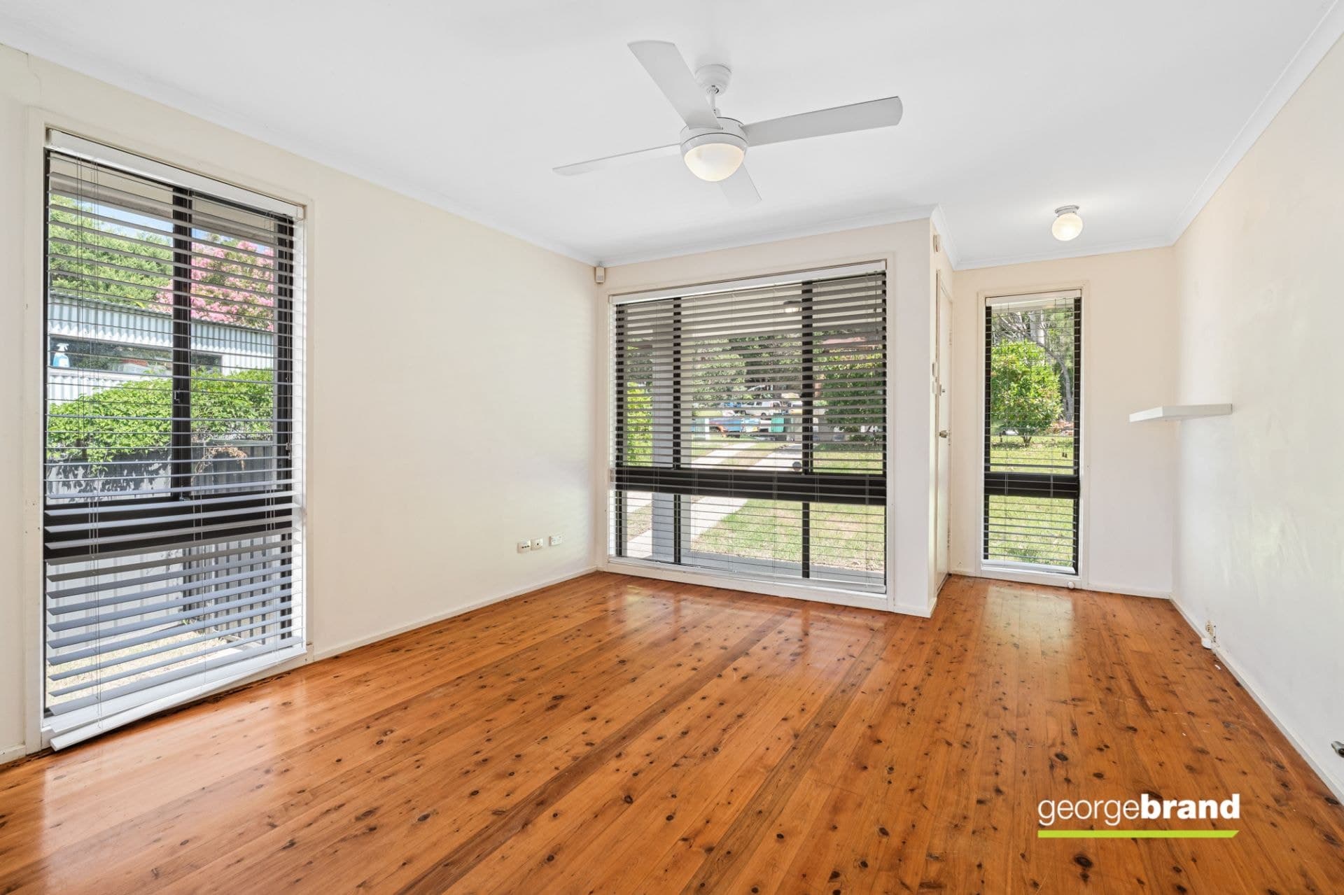 13 Katherine Crescent Green Point NSW, Green Point - Thumbnail 4
