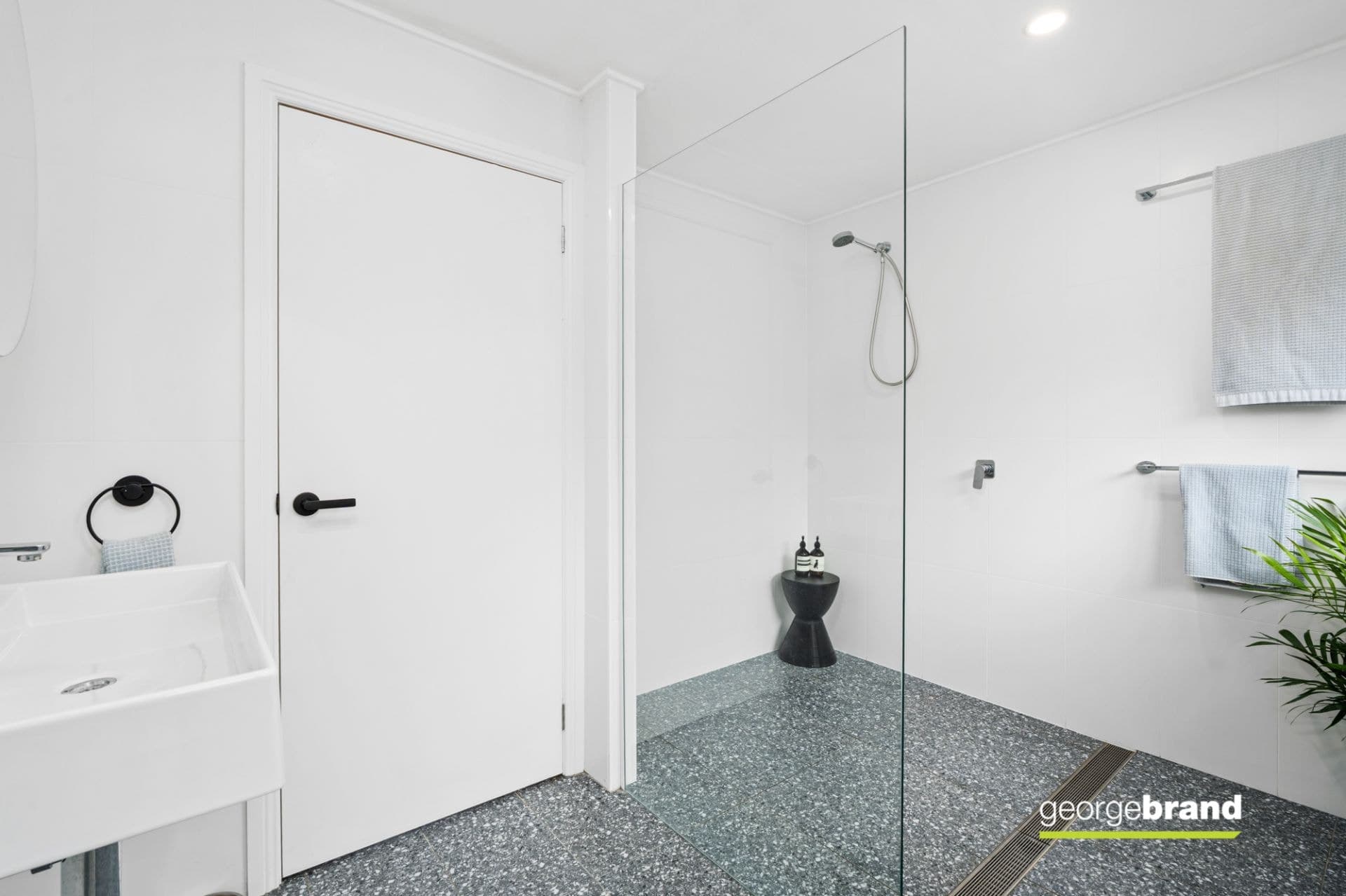 2/12 Carlo Close Kincumber NSW, Kincumber - Thumbnail 5