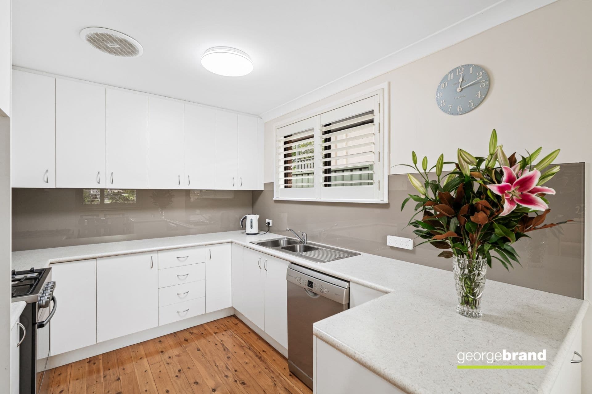 18 Girraween Avenue Erina NSW, Erina - Thumbnail 4